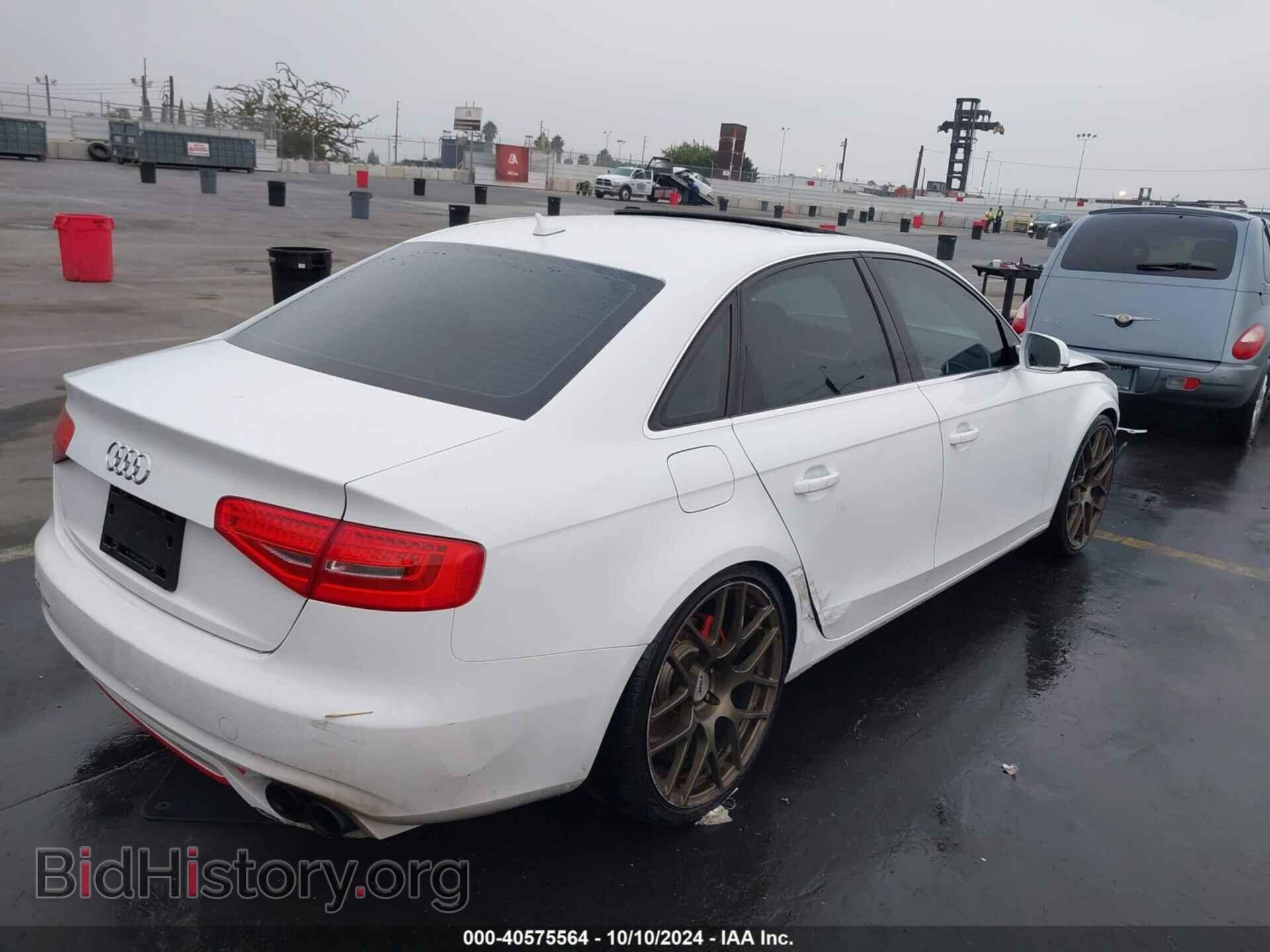 2013 AUDI A4 - VIN: WAUAFAFL9DA175189 - Фото 4