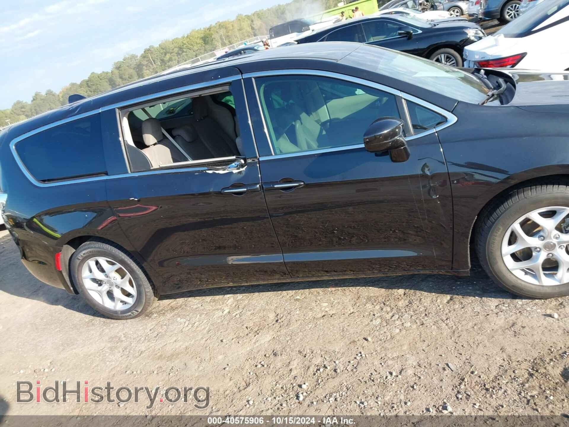 2018 CHRYSLER PACIFICA - VIN: 2C4RC1FG1JR129008 - Фото 6