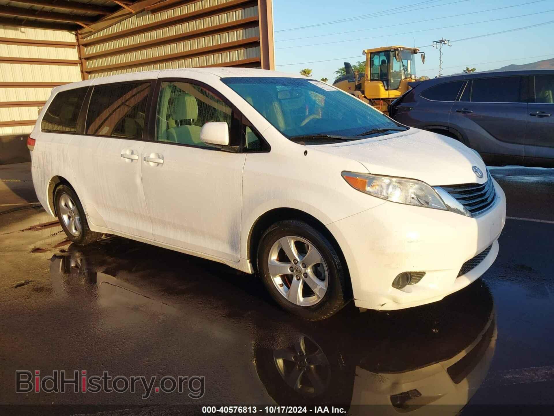 Photo 5TDKK3DC4DS317128 - TOYOTA SIENNA 2013