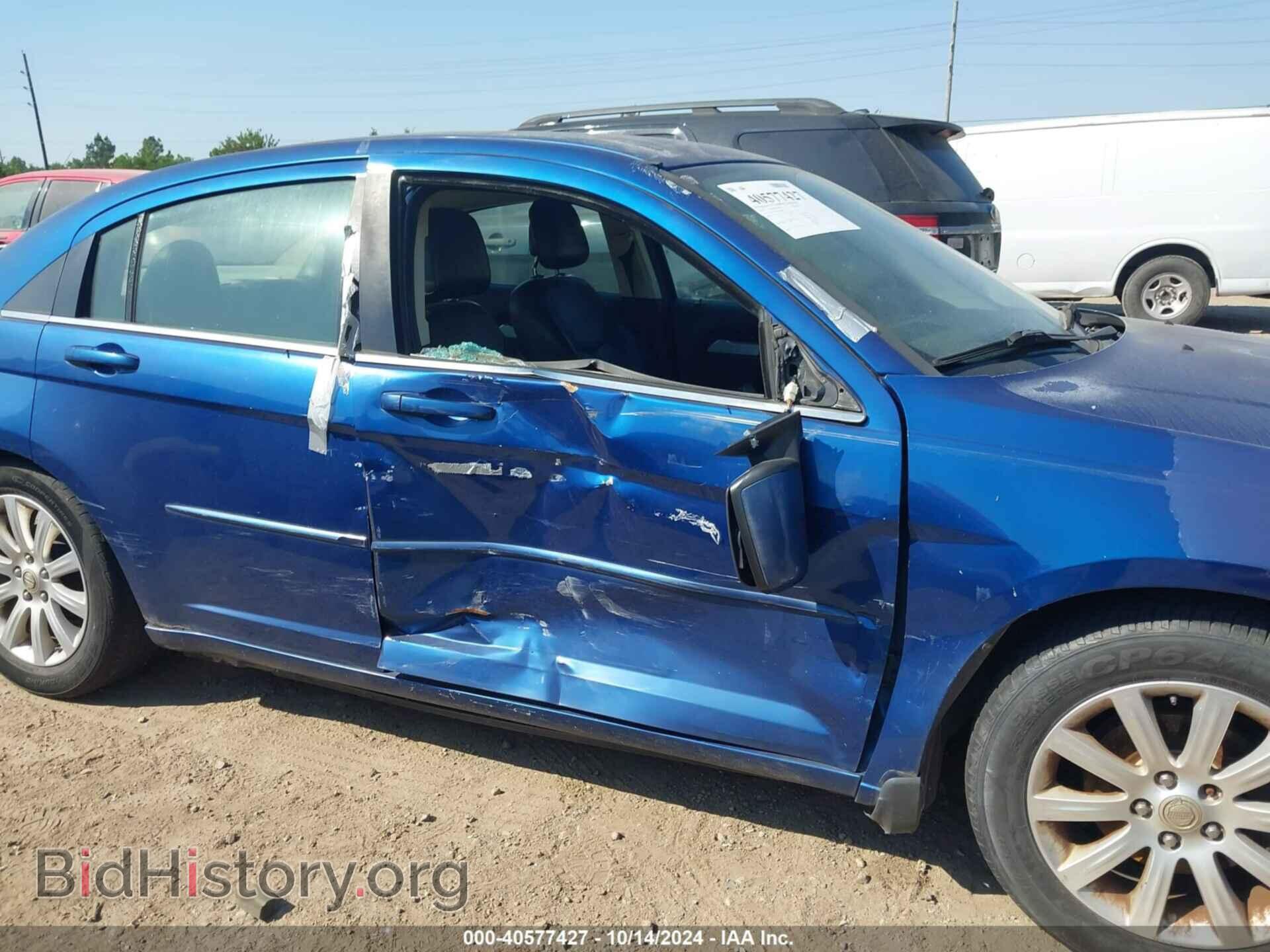 2010 CHRYSLER SEBRING - VIN: 1C3CC5FB6AN140993 - Фото 6