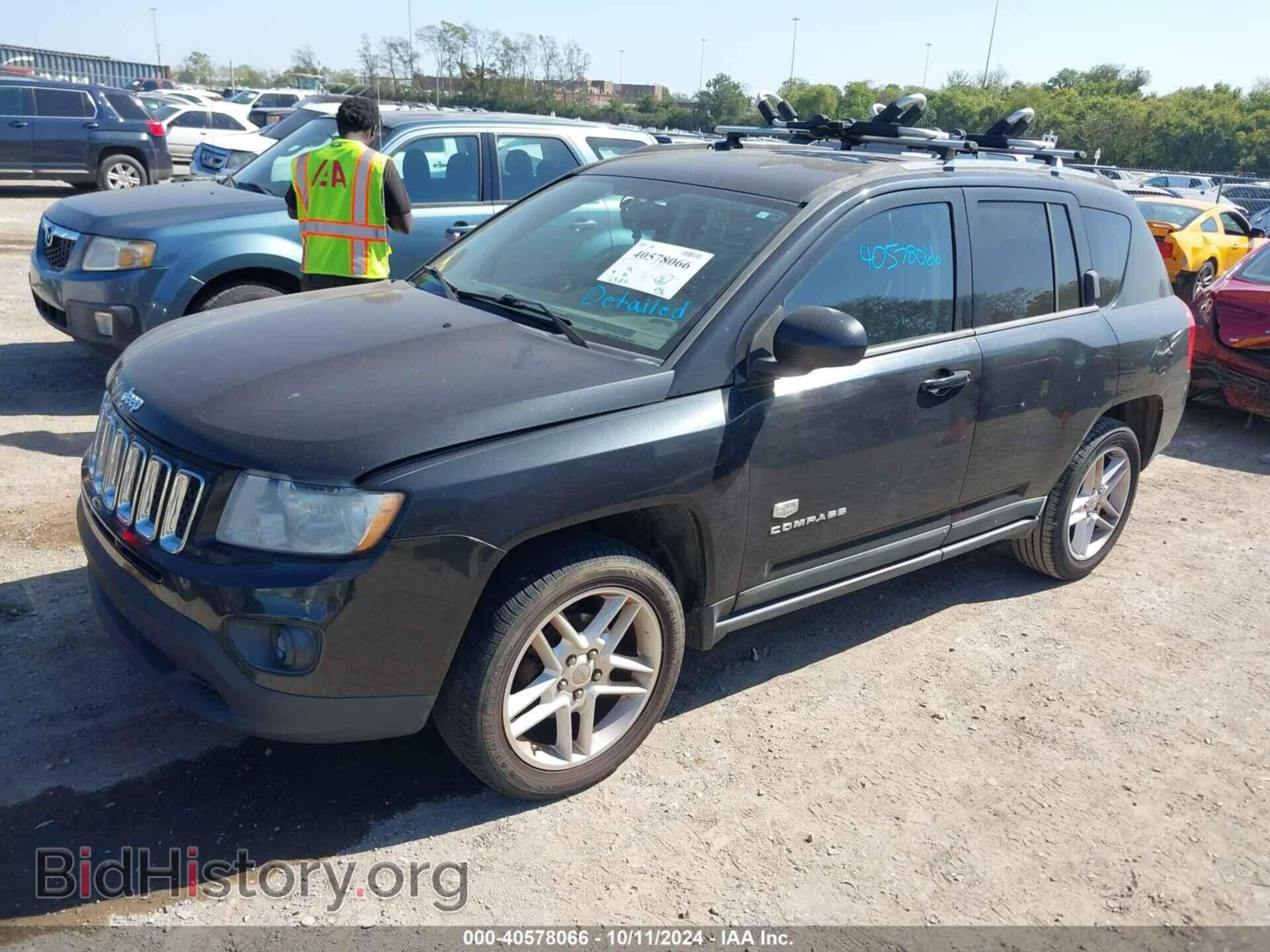 2011 JEEP COMPASS - VIN: 1J4NT5FBXBD203129 - Фото 2