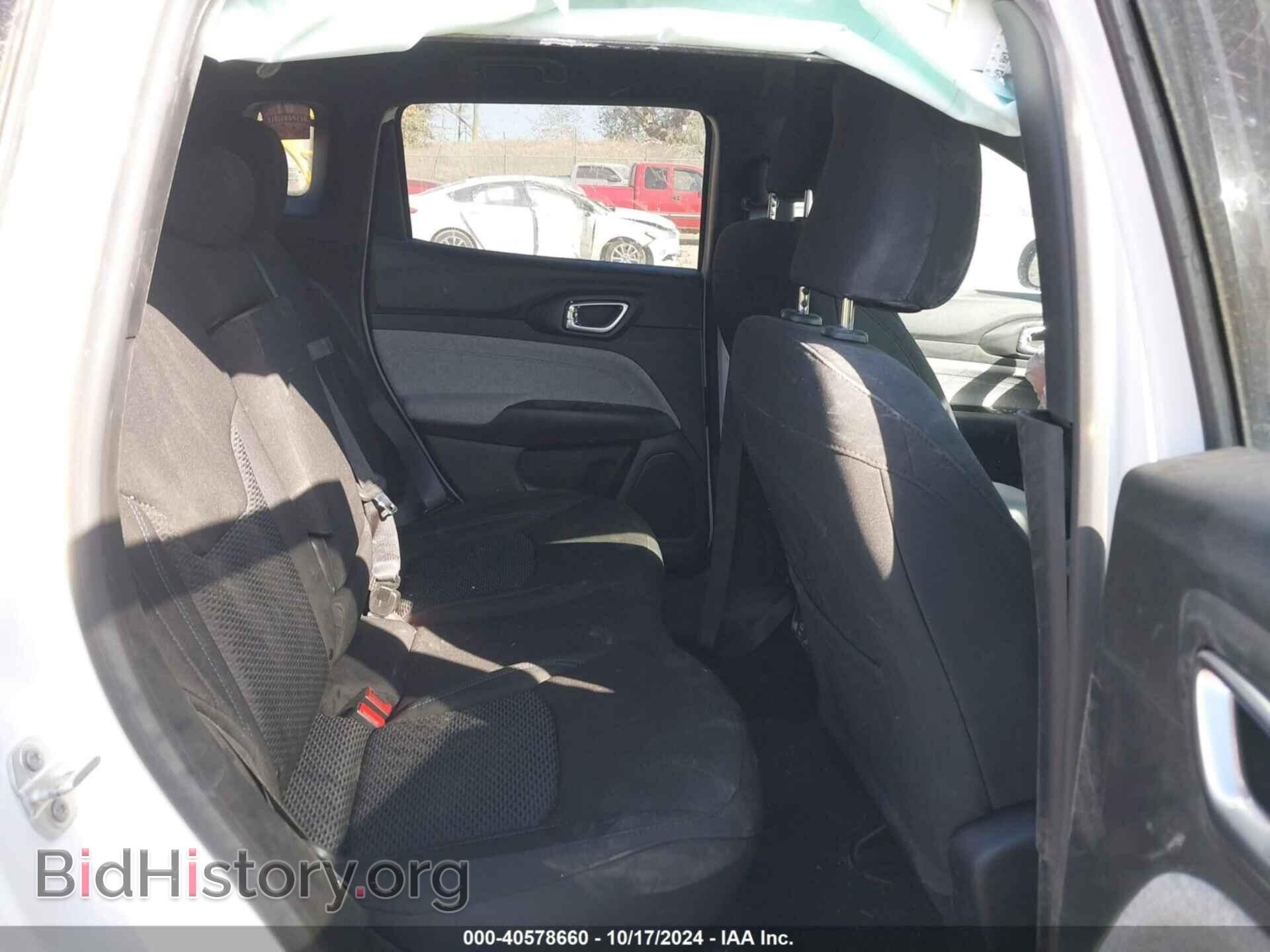 2024 JEEP COMPASS - VIN: 3C4NJDAN8RT108872 - Фото 8