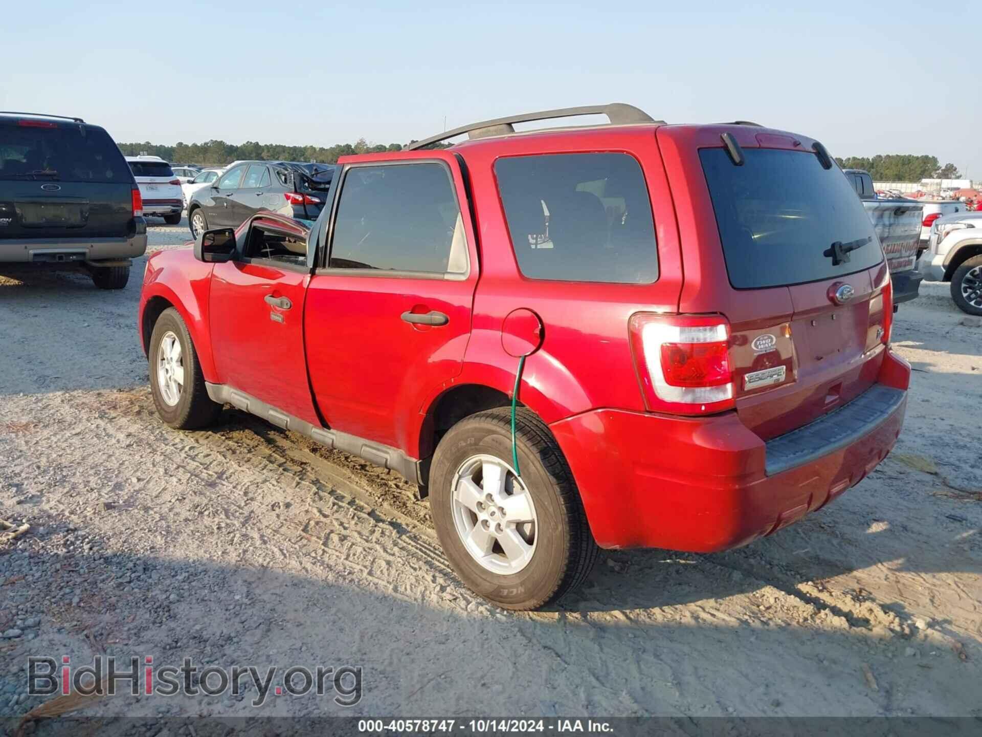 2010 FORD ESCAPE - VIN: 1FMCU9D79AKC47175 - Фото 3