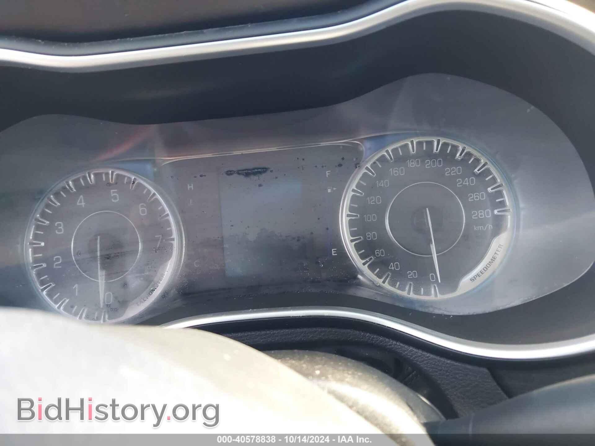 2015 CHRYSLER 200 - VIN: 1C3CCCAG1FN506437 - Фото 7