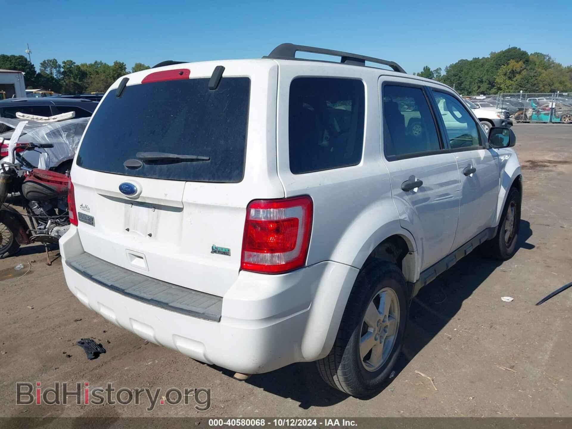 2011 FORD ESCAPE - VIN: 1FMCU0DG4BKB73564 - Фото 4