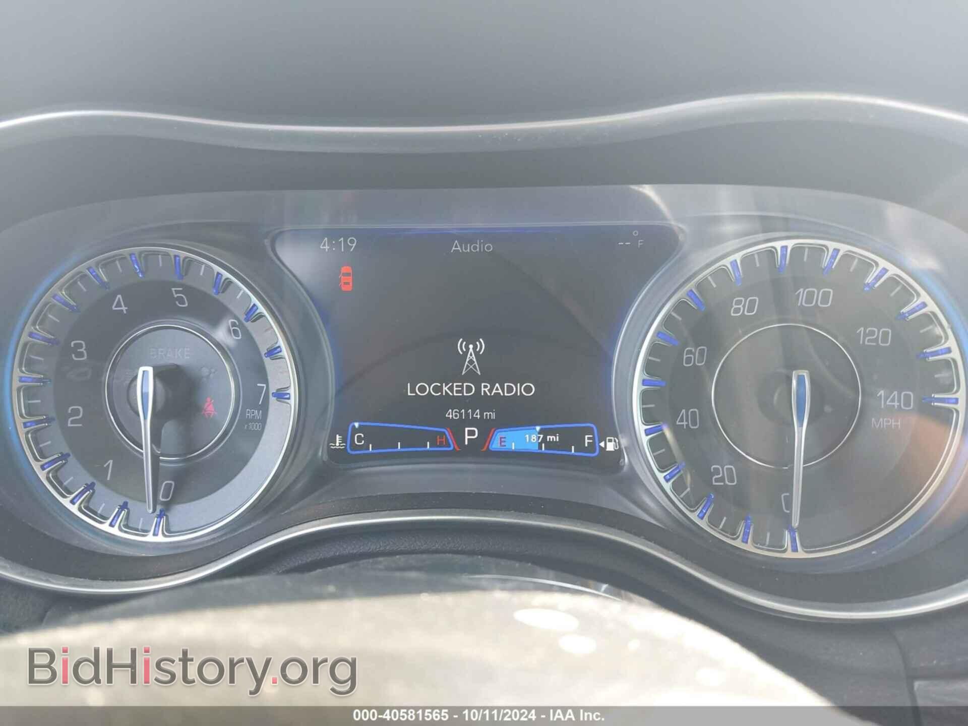 2019 CHRYSLER 300 - VIN: 2C3CCAAG0KH501141 - Фото 7