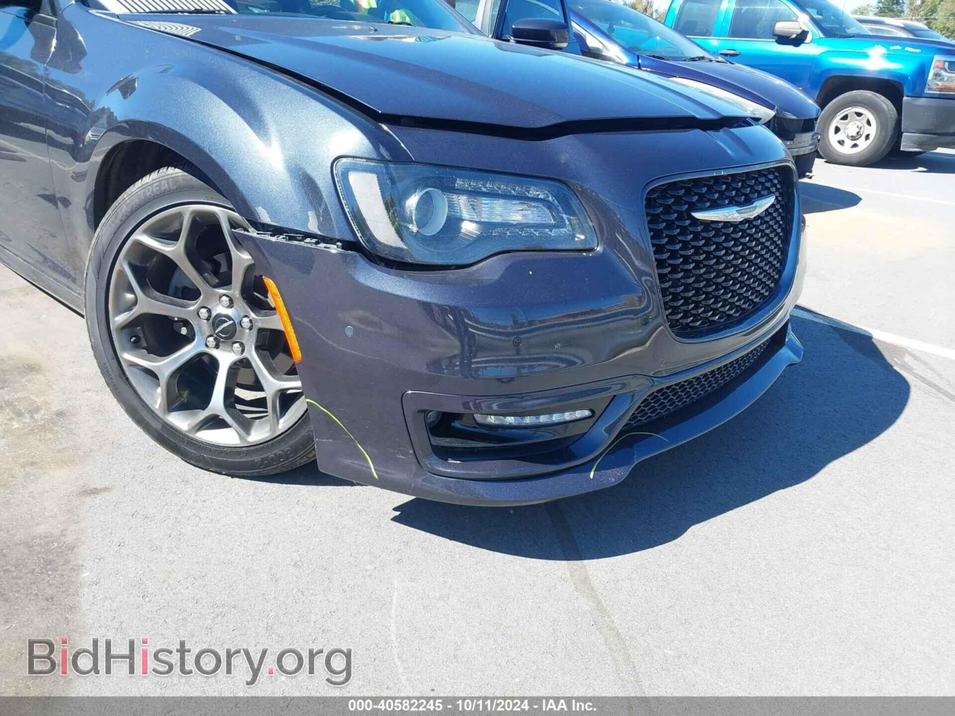 2018 CHRYSLER 300 - VIN: 2C3CCABG3JH266683 - Фото 6