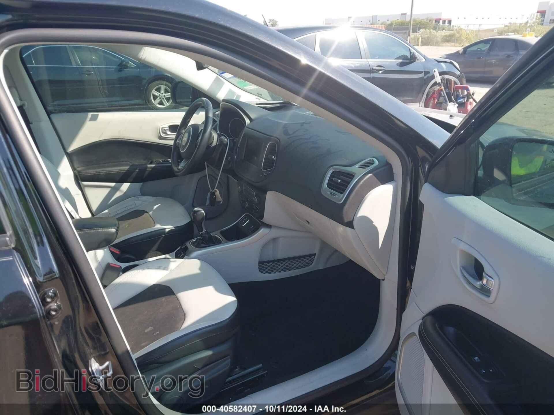 2019 JEEP COMPASS - VIN: 3C4NJCBB1KT711523 - Фото 5