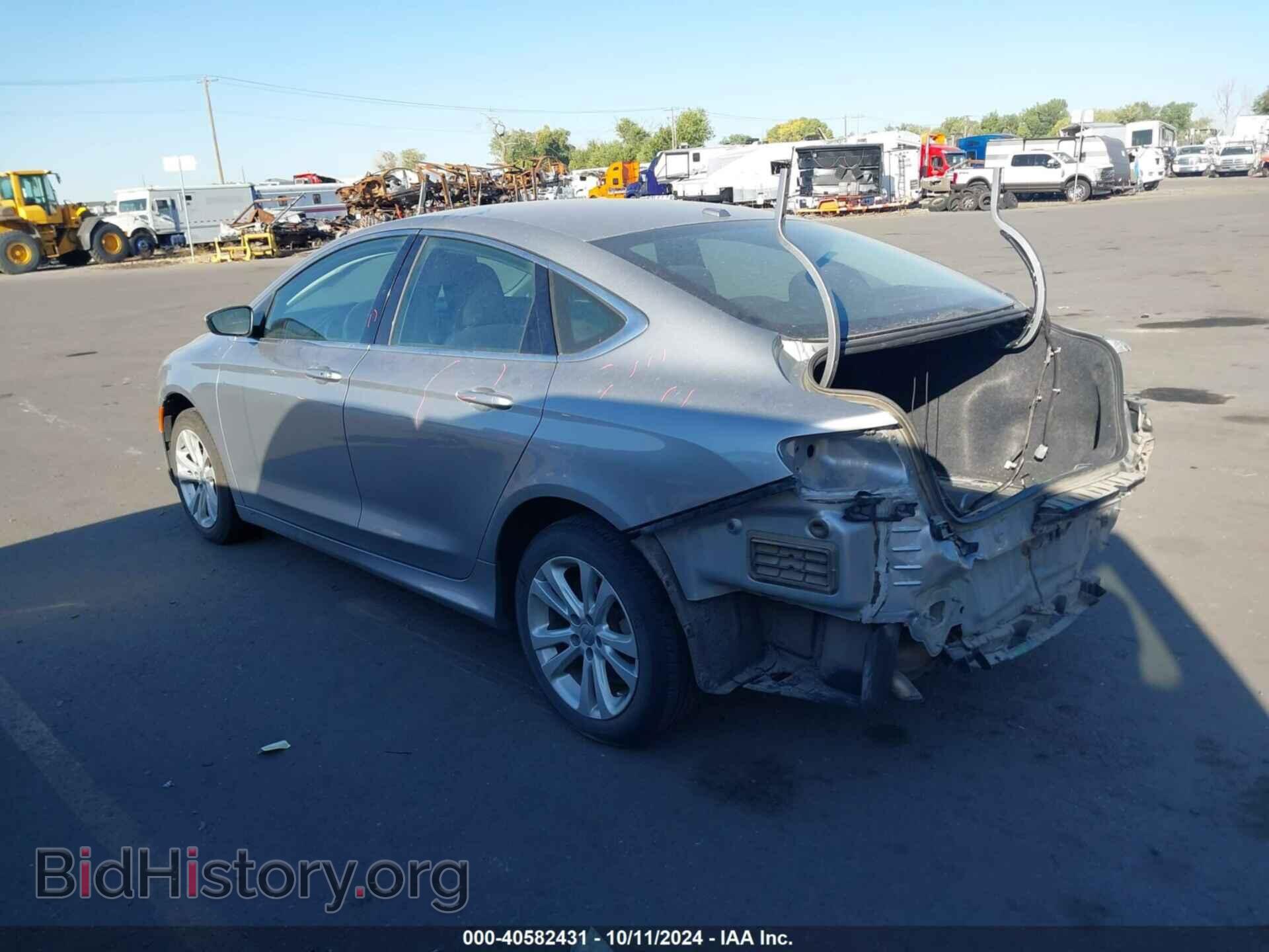 2015 CHRYSLER 200 - VIN: 1C3CCCAB2FN591700 - Фото 3