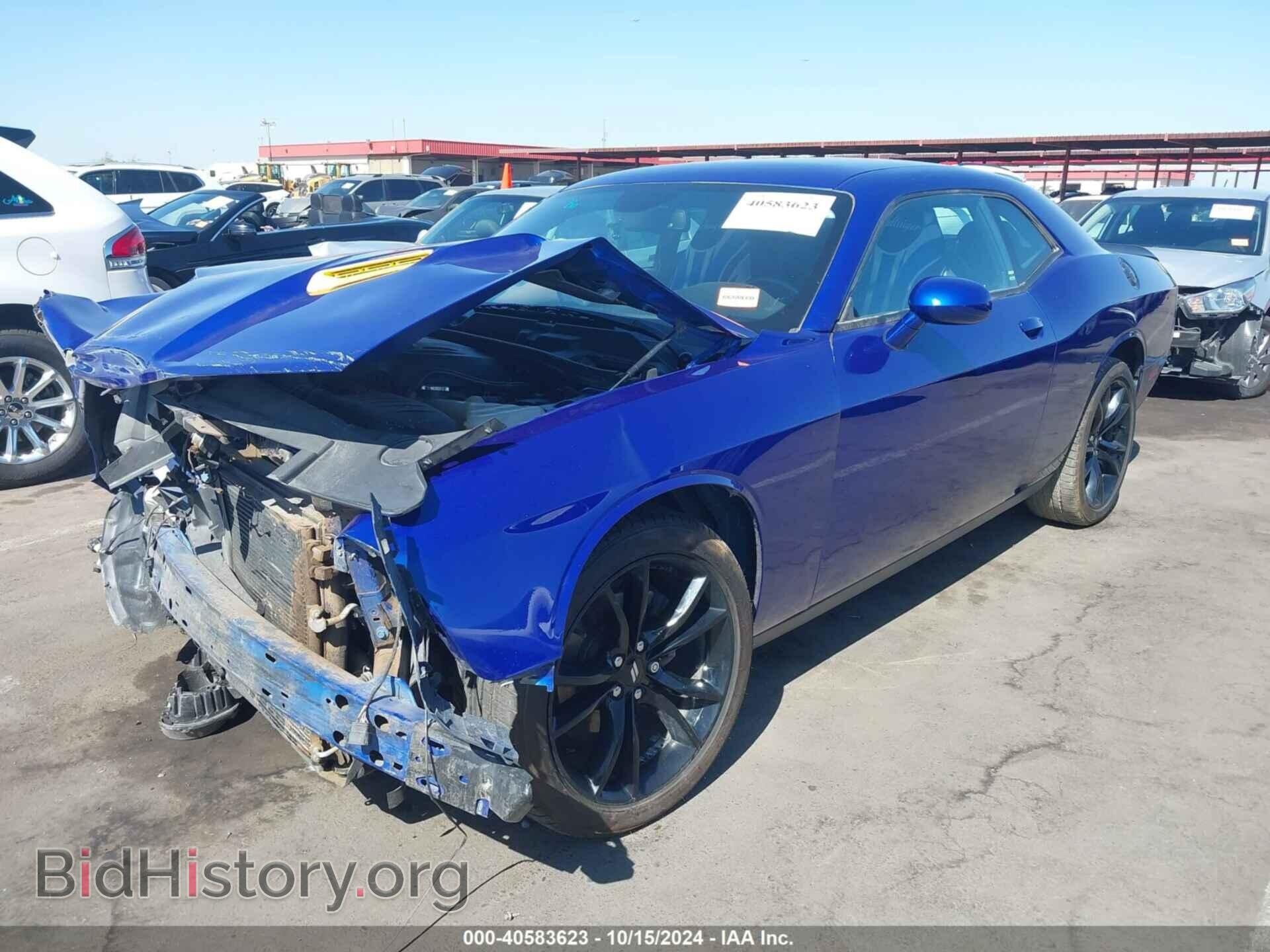 2018 DODGE CHALLENGER - VIN: 2C3CDZAG7JH322735 - Photo 2