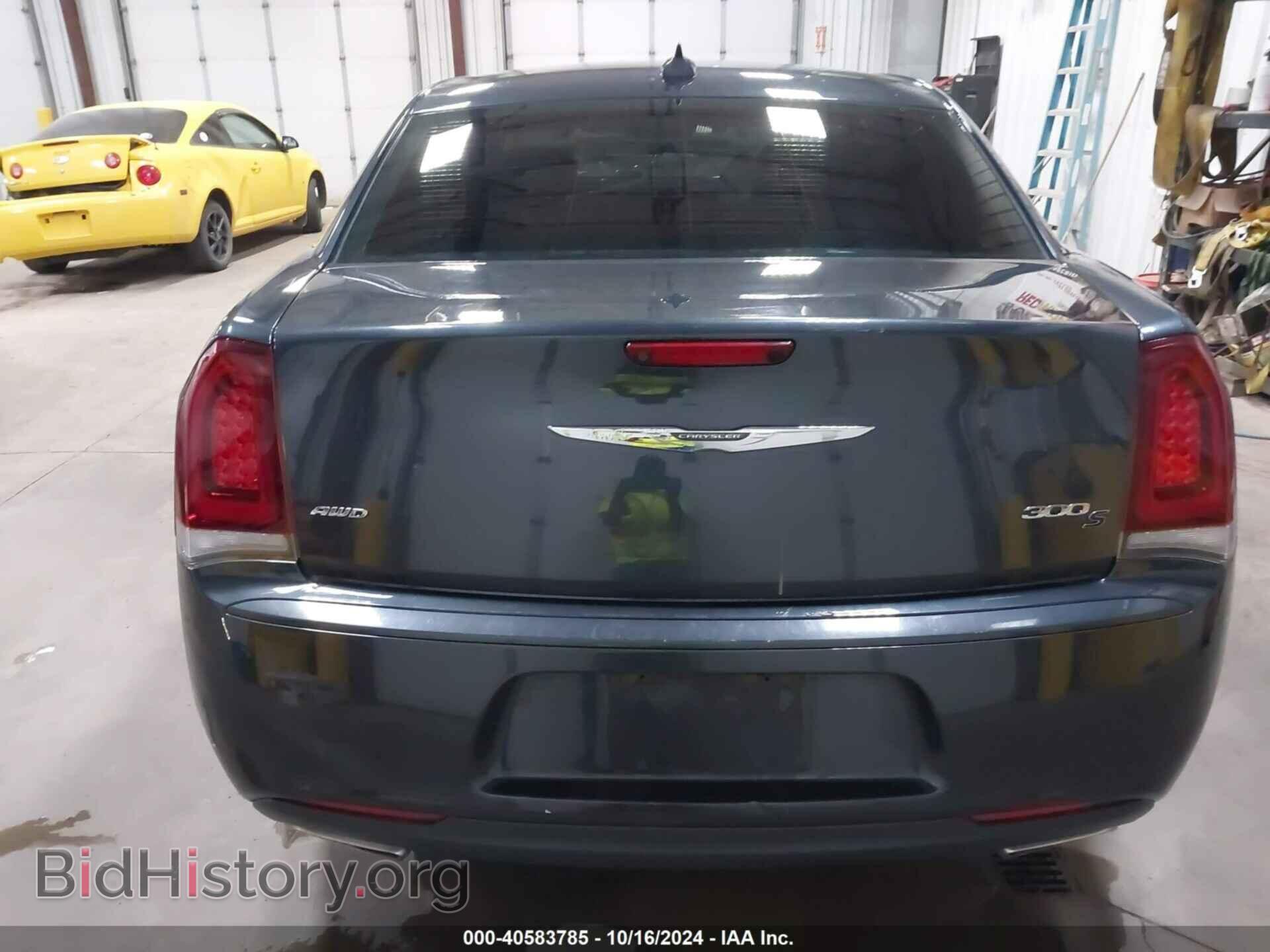 2019 CHRYSLER 300 - VIN: 2C3CCAGG7KH538274 - Фото 16