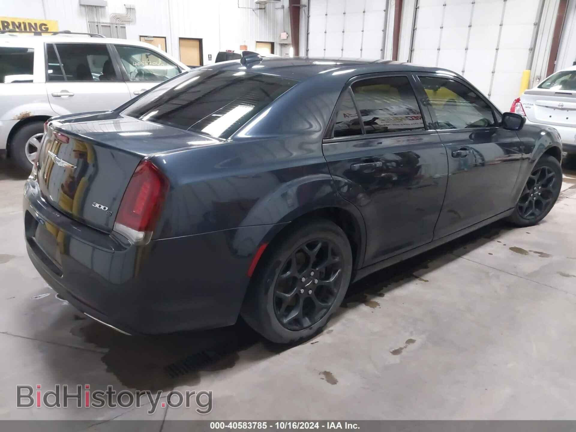 2019 CHRYSLER 300 - VIN: 2C3CCAGG7KH538274 - Фото 4