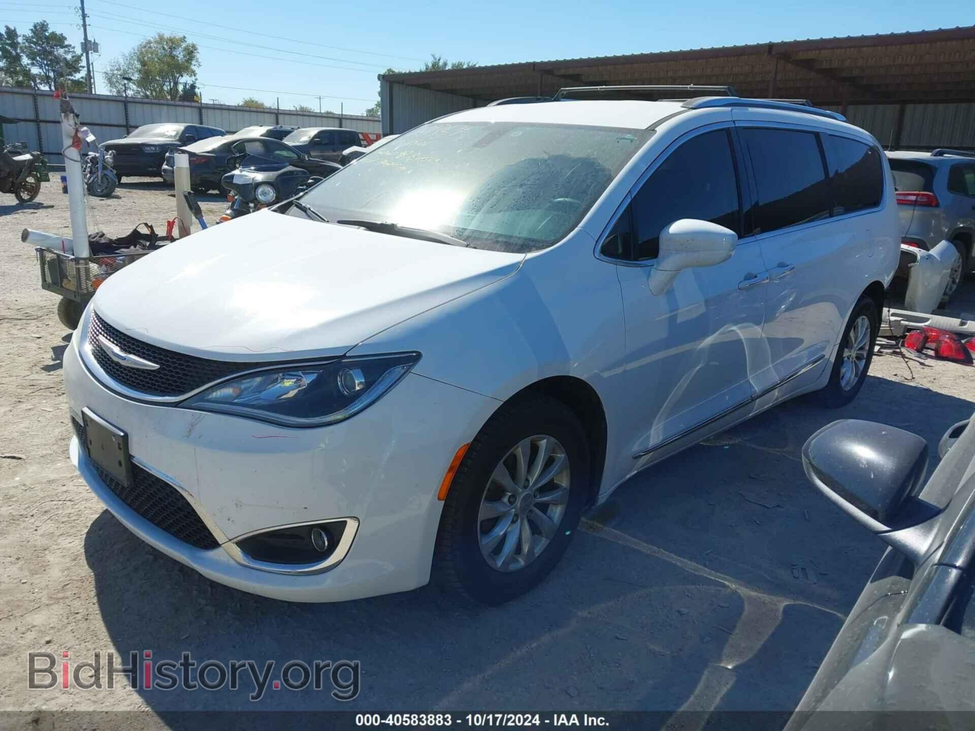 2018 CHRYSLER PACIFICA - VIN: 2C4RC1BG0JR163382 - Фото 2