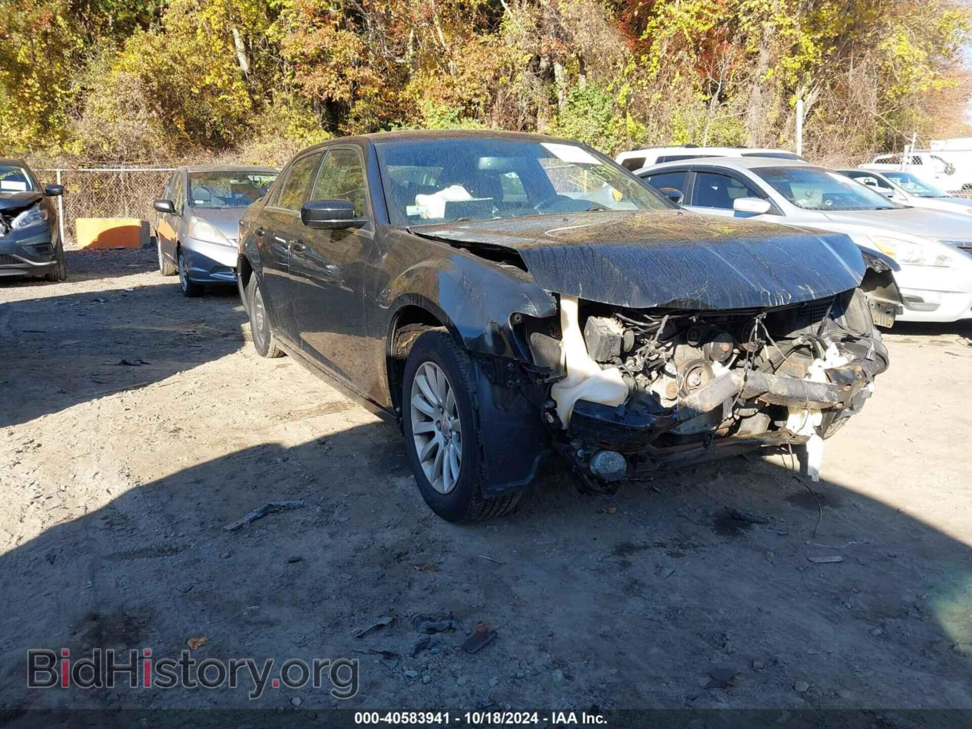 Фотография 2C3CCAAG2DH608422 - CHRYSLER 300 2013