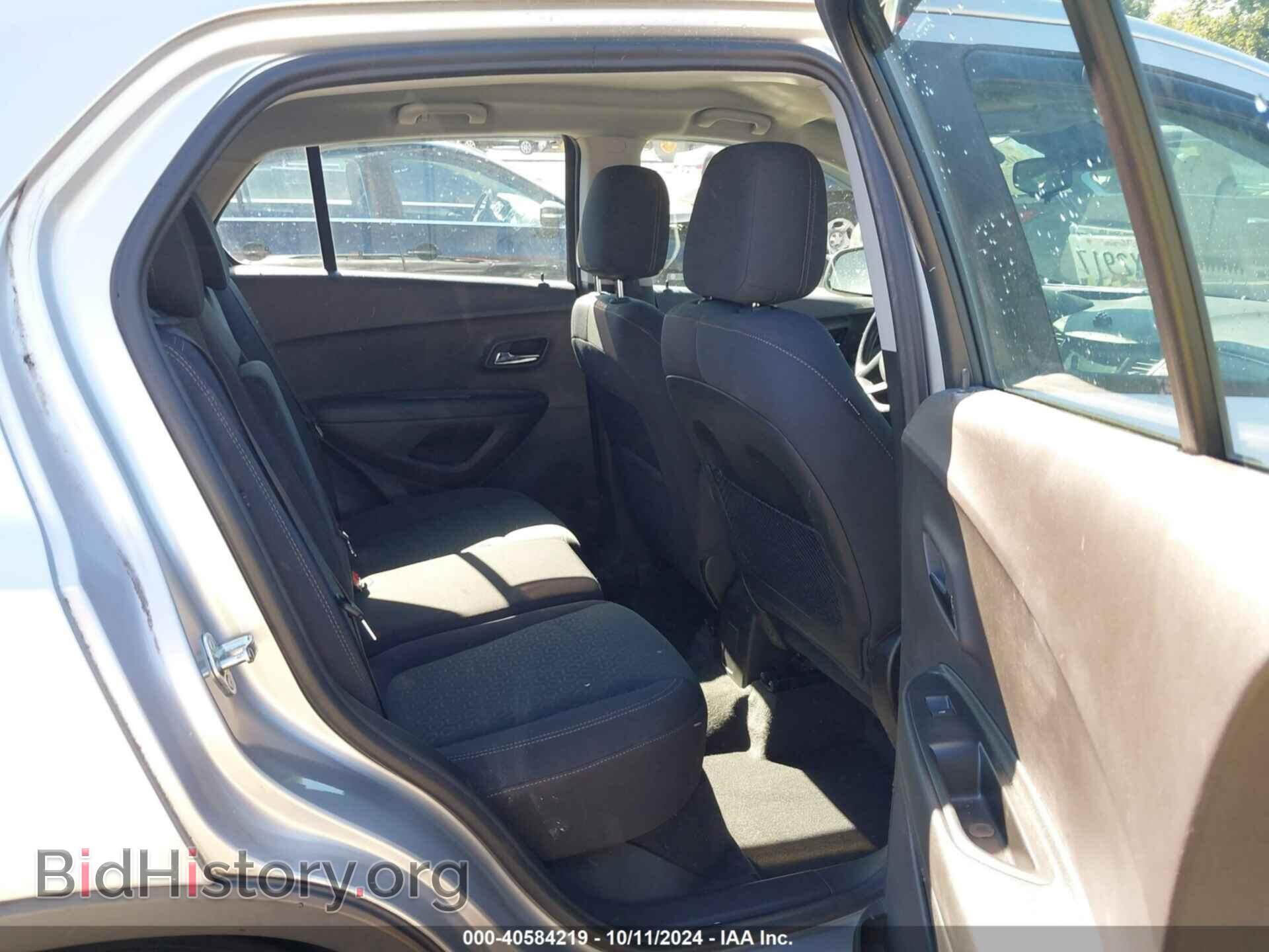 2019 CHEVROLET TRAX - VIN: 3GNCJKSB3KL139170 - Фото 8