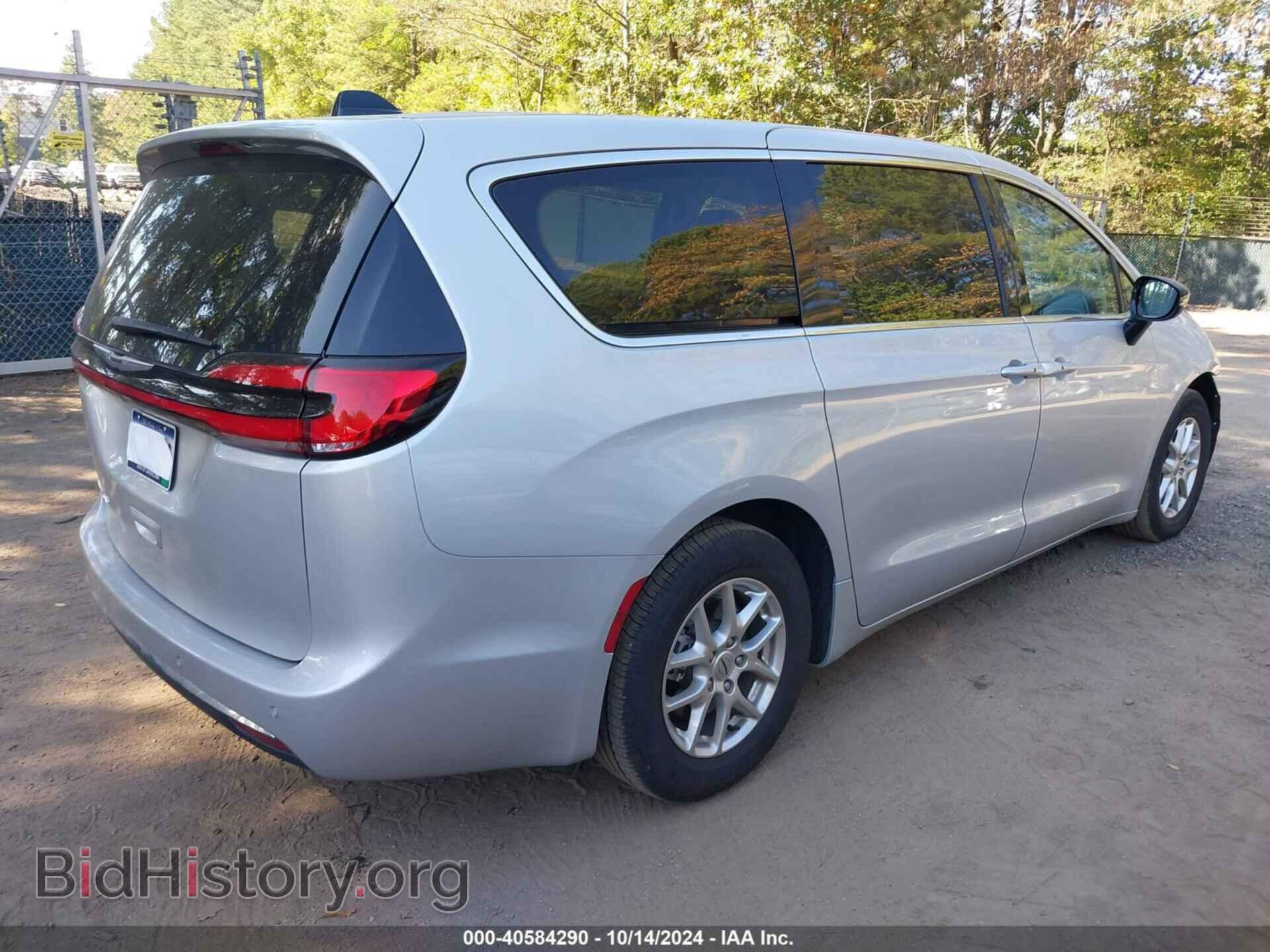 2024 CHRYSLER PACIFICA - VIN: 2C4RC1BG0RR148652 - Photo 4