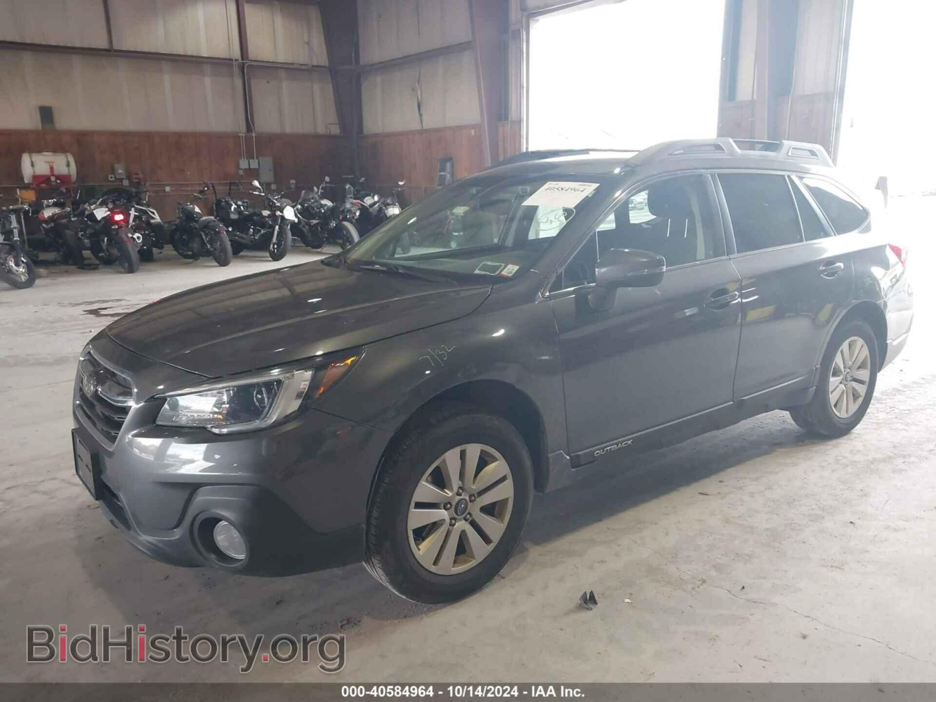 2018 SUBARU OUTBACK - VIN: 4S4BSAFC4J3387609 - Photo 2