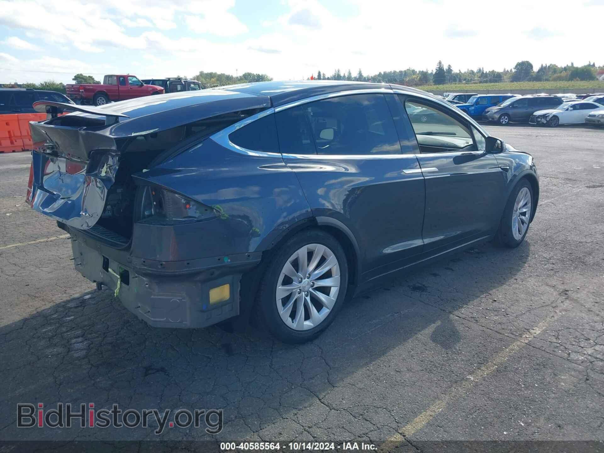 2017 TESLA MODEL X - VIN: 5YJXCDE25HF078875 - Photo 4