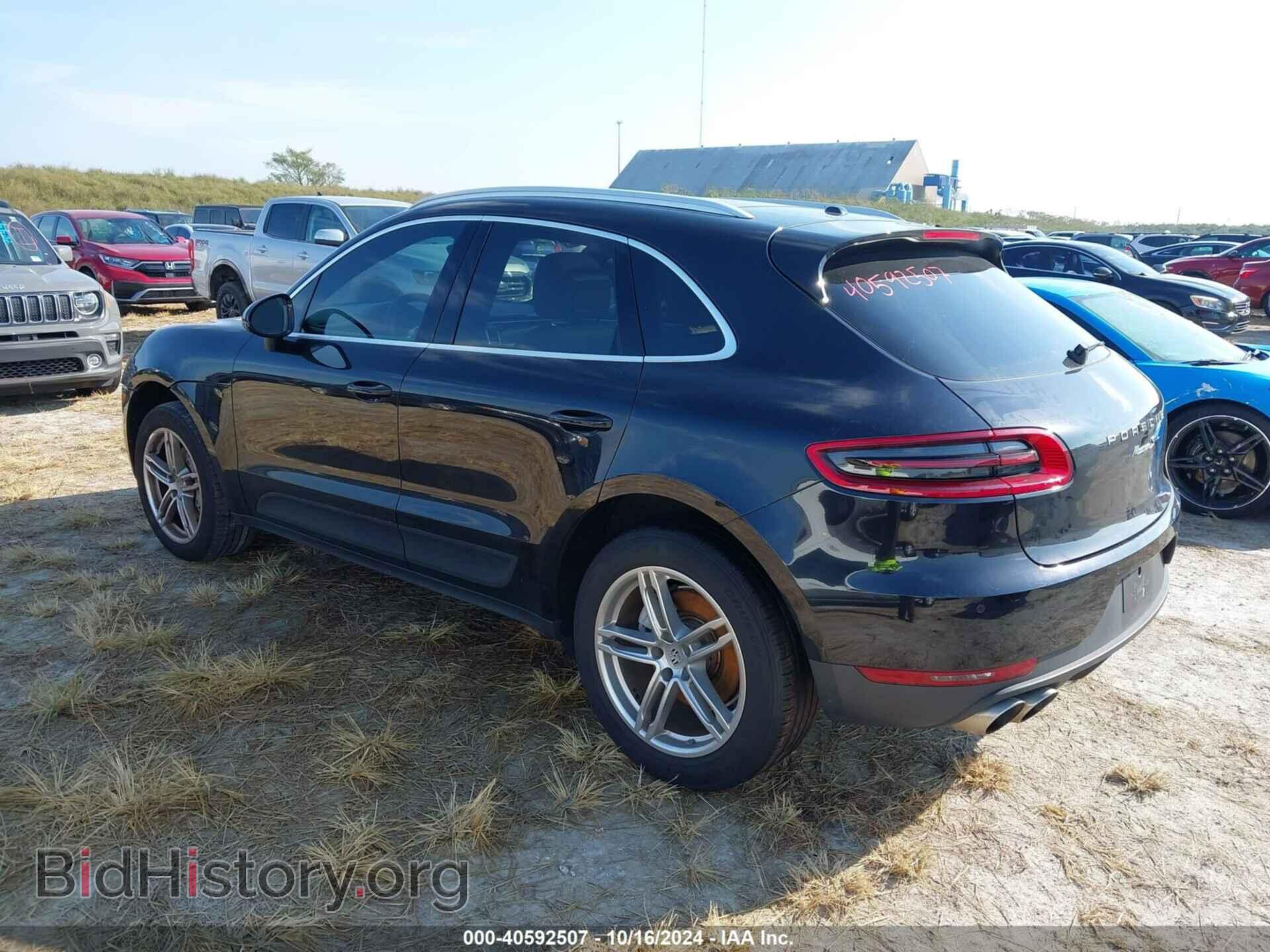 2017 PORSCHE MACAN - VIN: WP1AB2A52HLB12876 - Photo 3