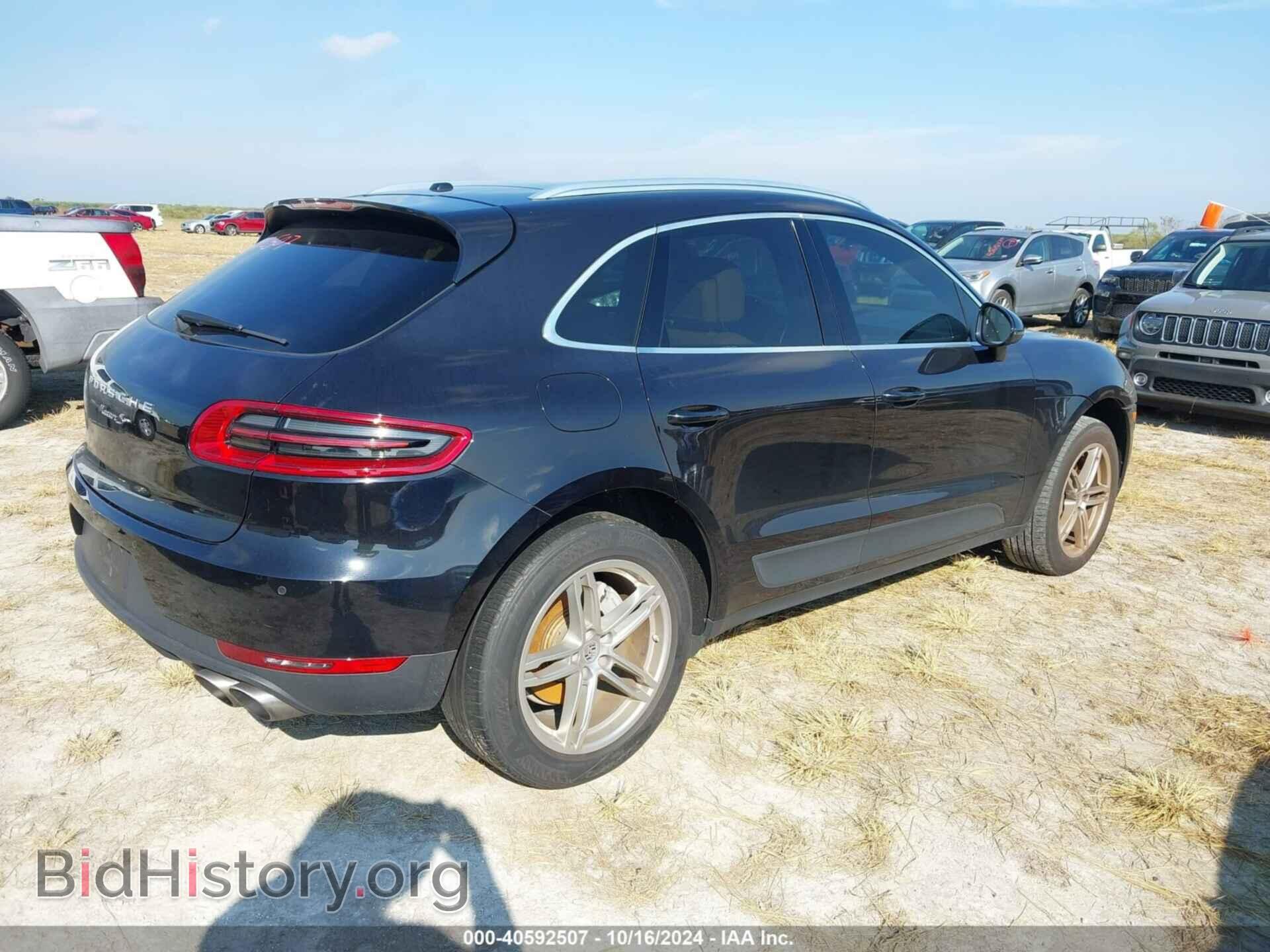 2017 PORSCHE MACAN - VIN: WP1AB2A52HLB12876 - Photo 4