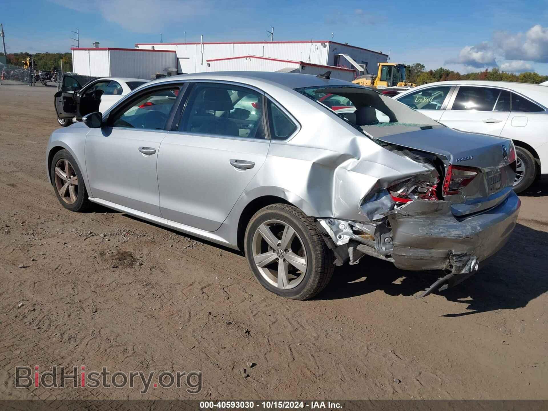 2012 VOLKSWAGEN PASSAT - VIN: 1VWBP7A32CC015346 - Фото 3