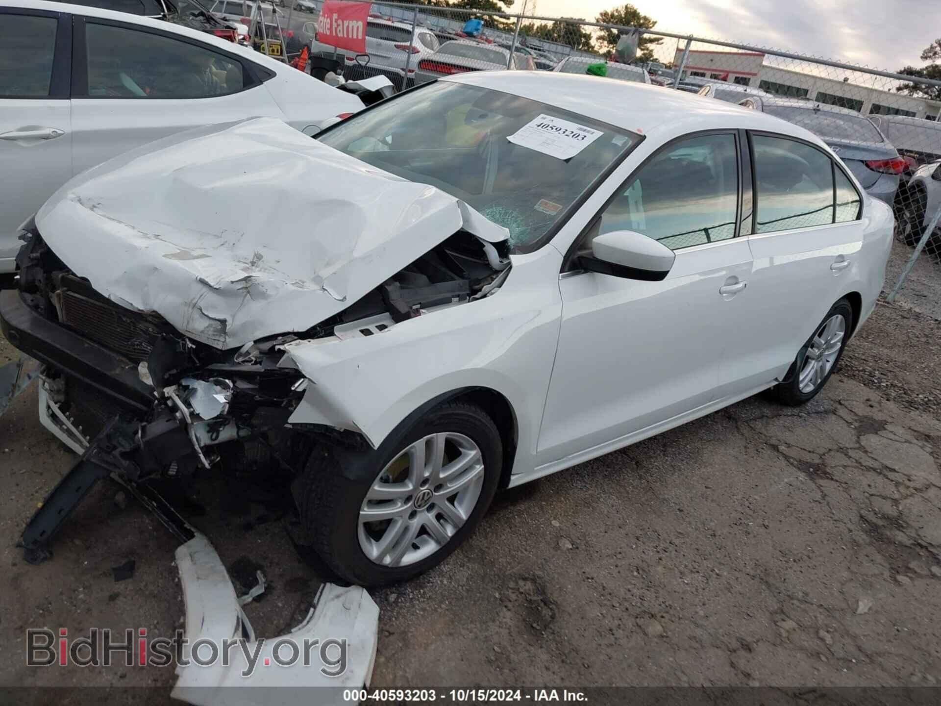 2017 VOLKSWAGEN JETTA - VIN: 3VW2B7AJ2HM351730 - Фото 2