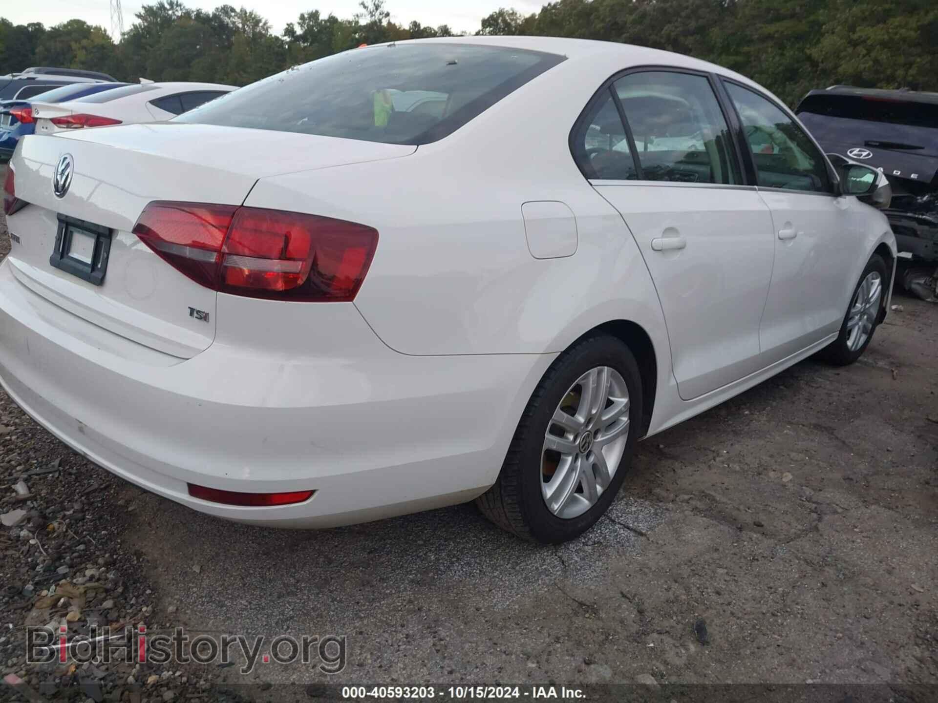 2017 VOLKSWAGEN JETTA - VIN: 3VW2B7AJ2HM351730 - Фото 4