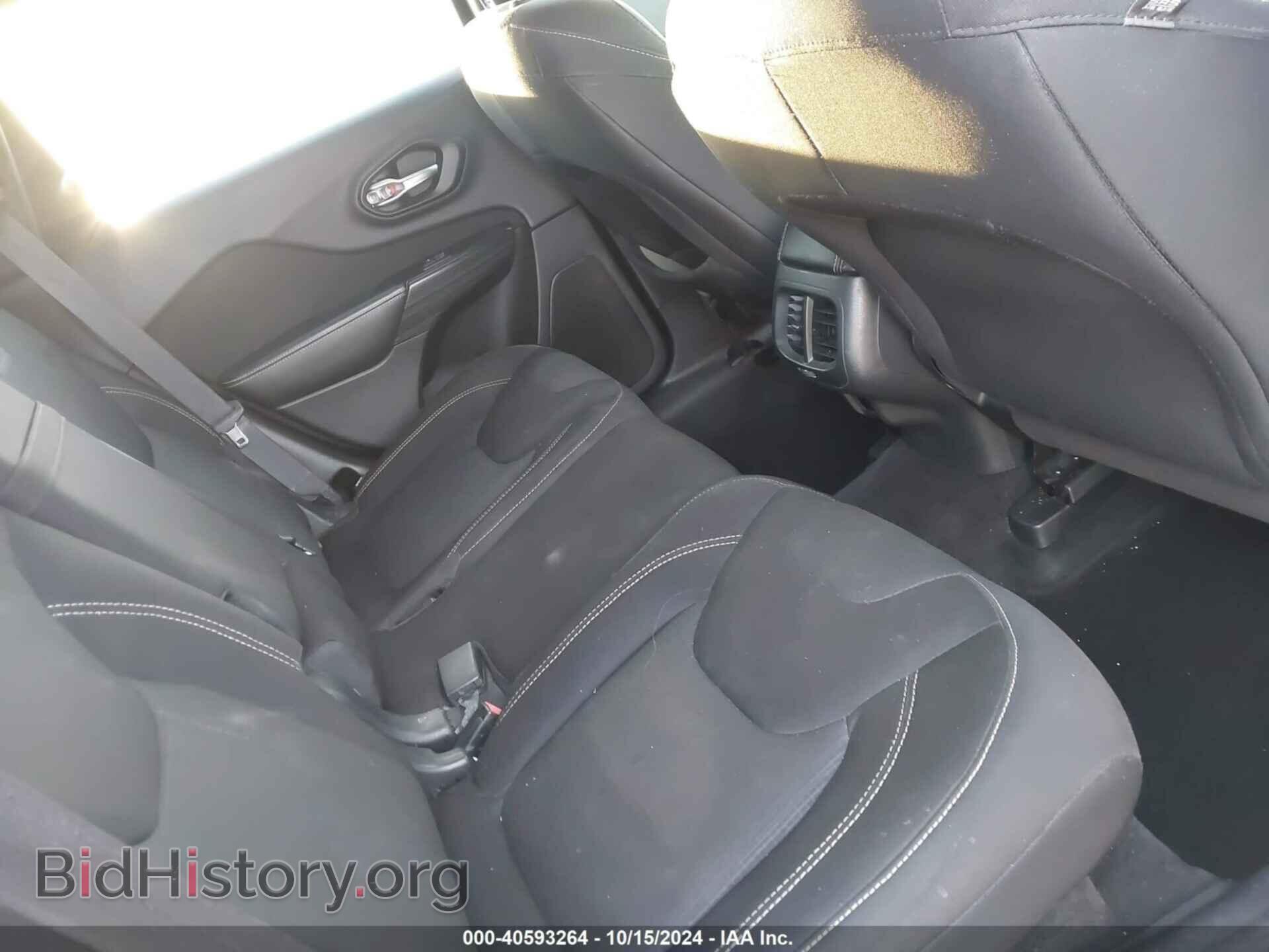 2015 JEEP CHEROKEE - VIN: 1C4PJLCB0FW793509 - Фото 8