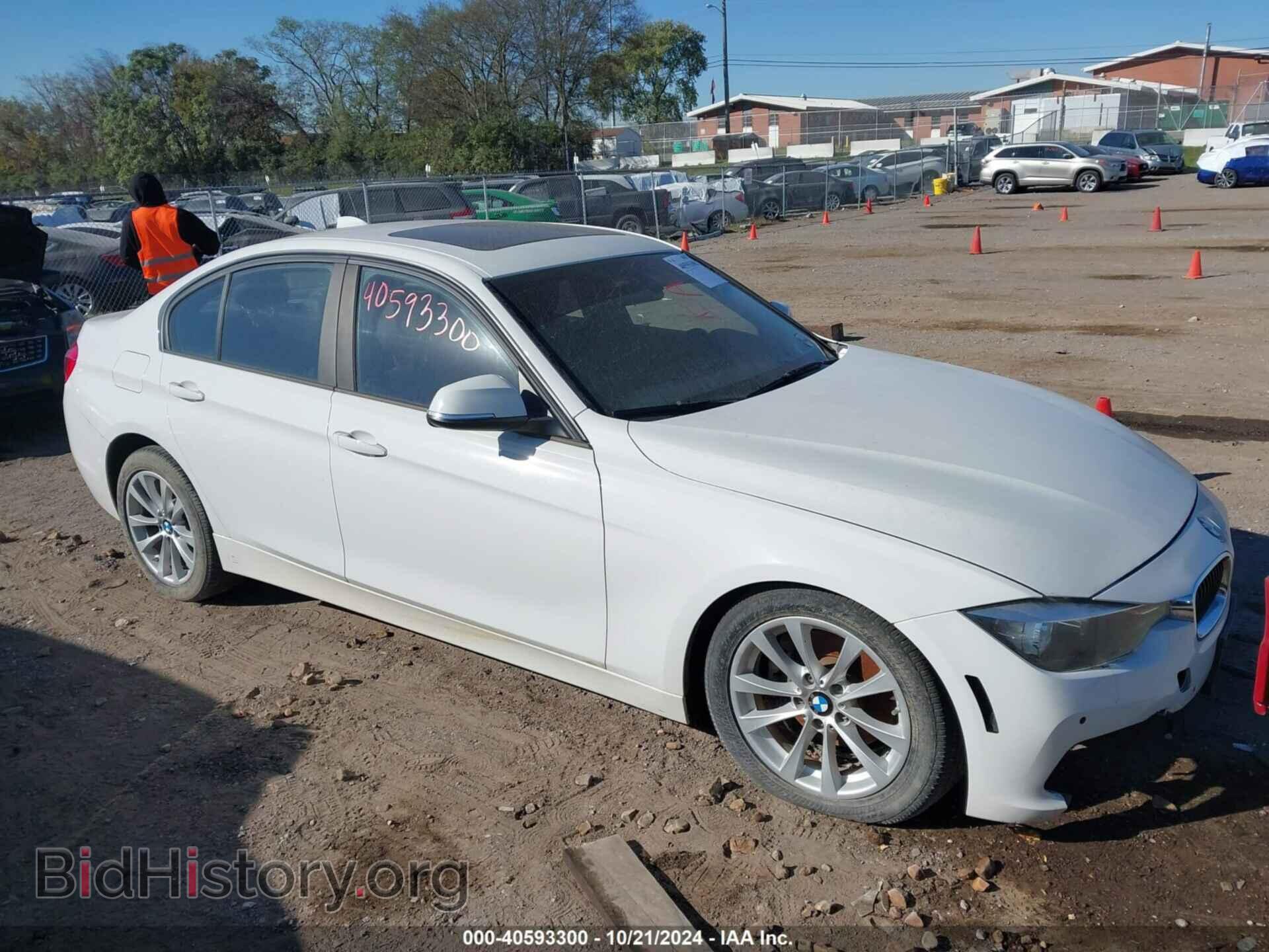 Photo WBA8E5G51GNU21867 - BMW 320I 2016