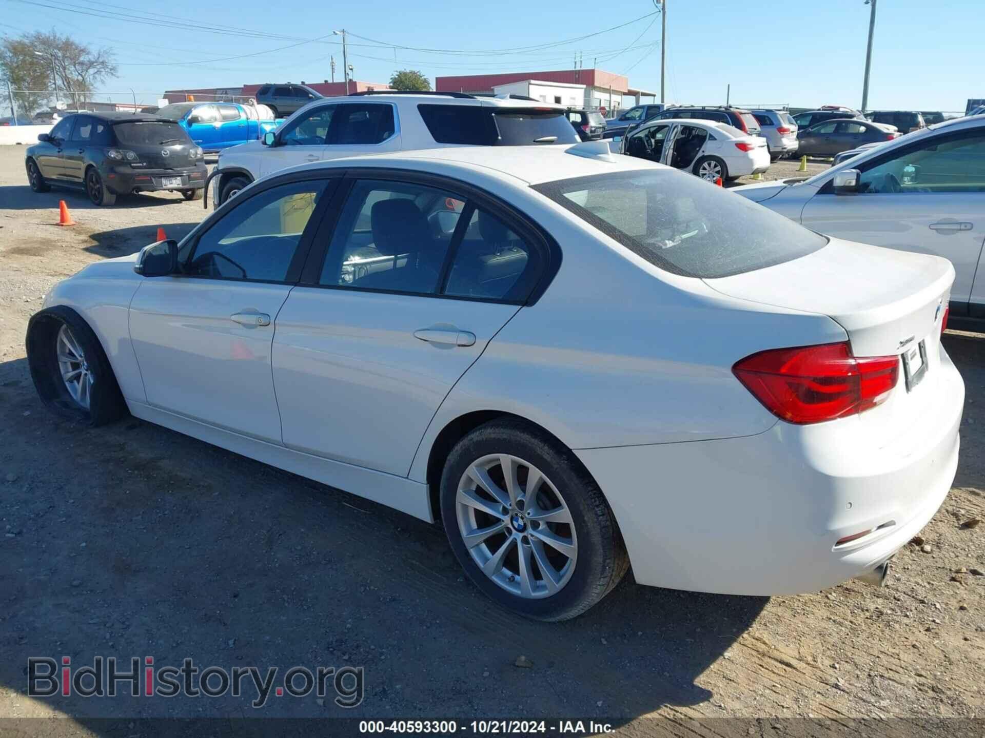 2016 BMW 320I - VIN: WBA8E5G51GNU21867 - Photo 3