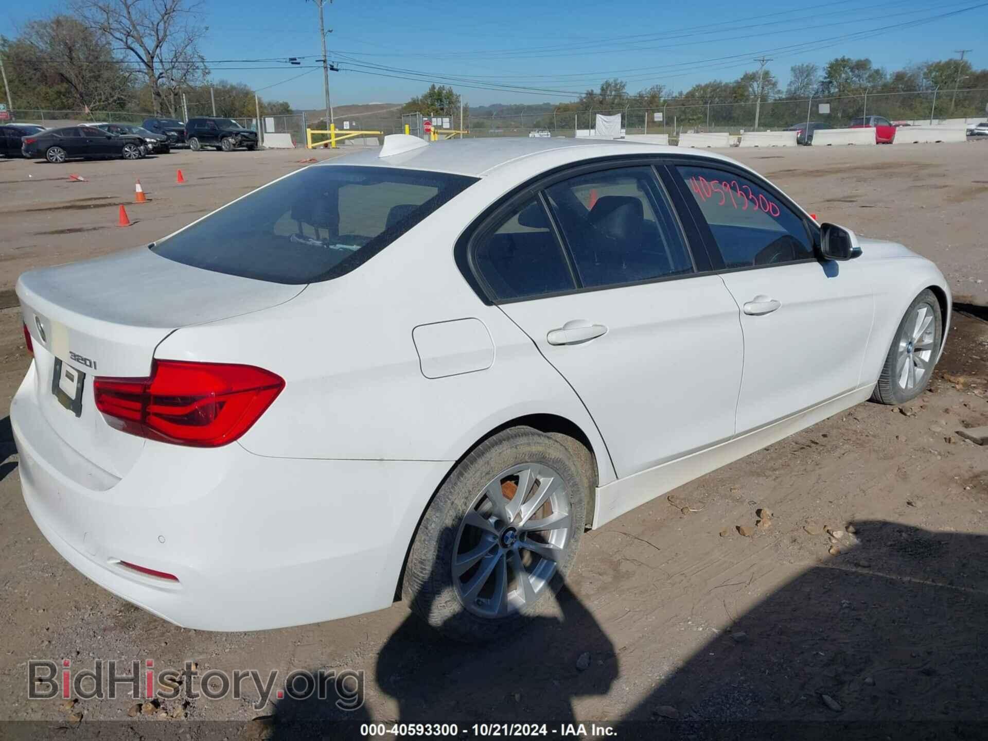 2016 BMW 320I - VIN: WBA8E5G51GNU21867 - Photo 4