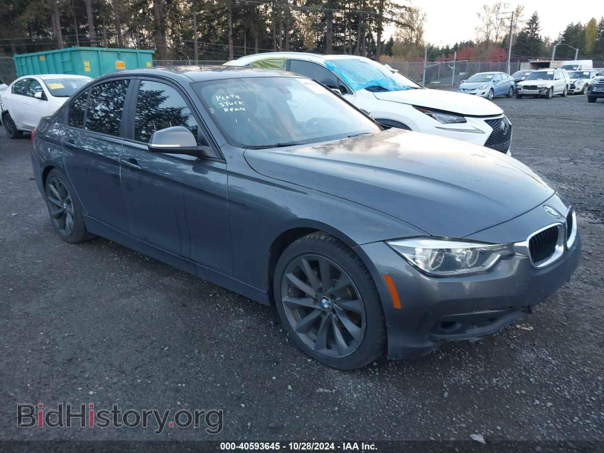 Фотография WBA8E1G59JNU90127 - BMW 320I 2018