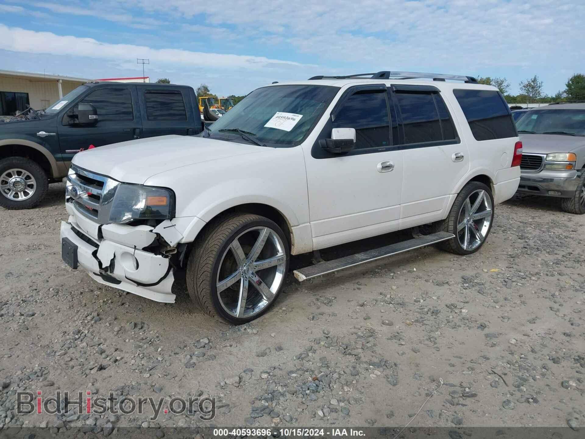 2013 FORD EXPEDITION - VIN: 1FMJU1K59DEF62734 - Фото 2