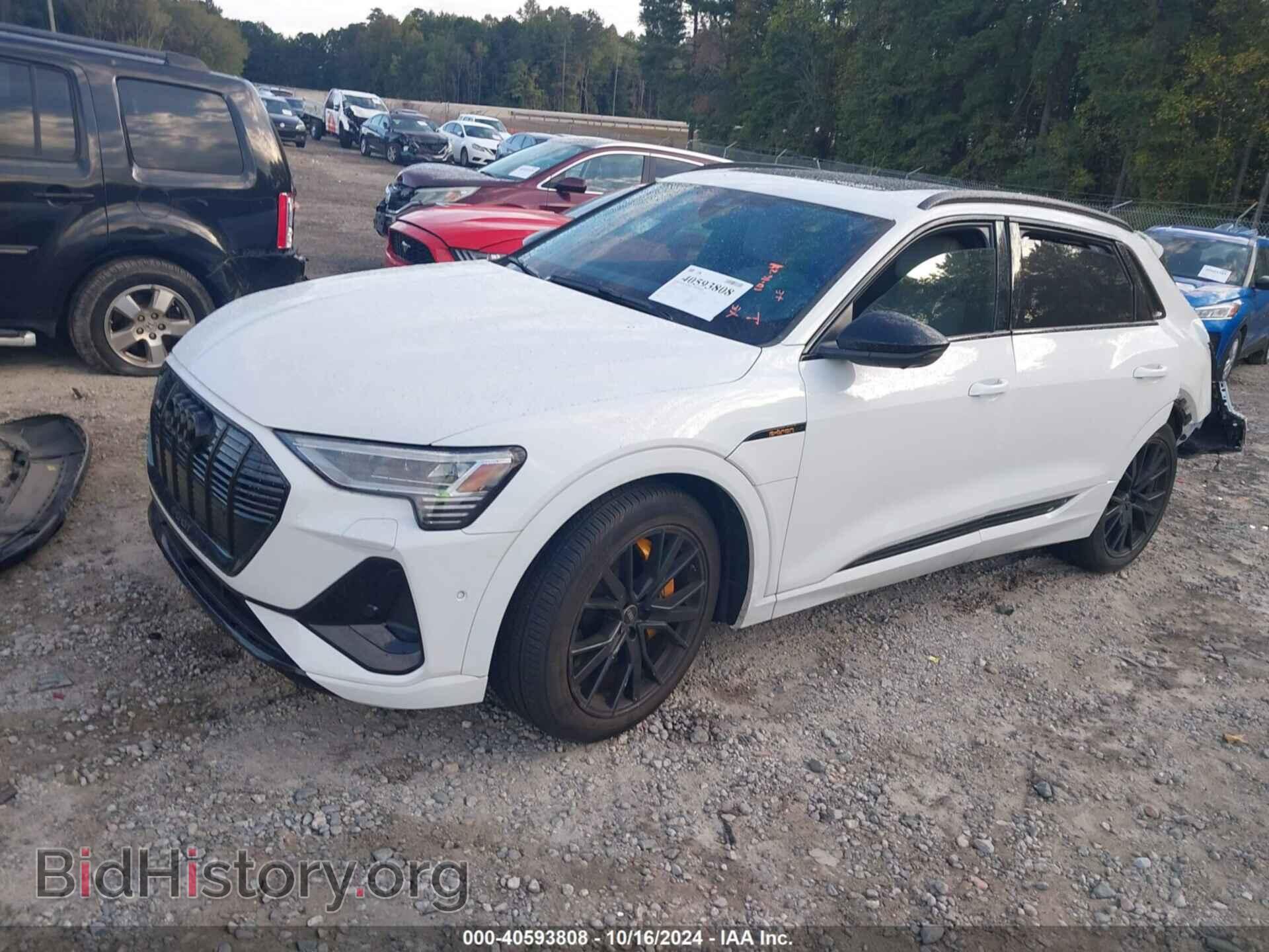 2022 AUDI E-TRON - VIN: WA1VABGE2NB041025 - Фото 2