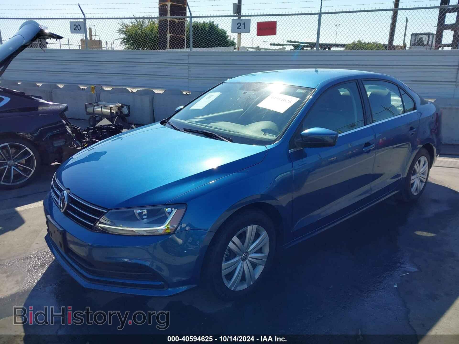 2017 VOLKSWAGEN JETTA - VIN: 3VW2B7AJ7HM386893 - Фото 2