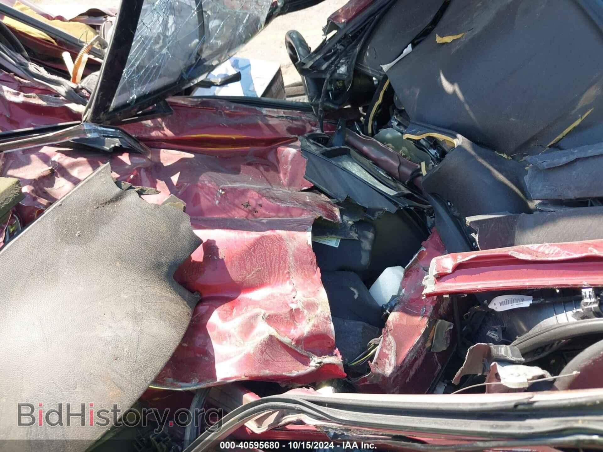 2014 CHRYSLER 300 - VIN: 2C3CCABG4EH283207 - Фото 5
