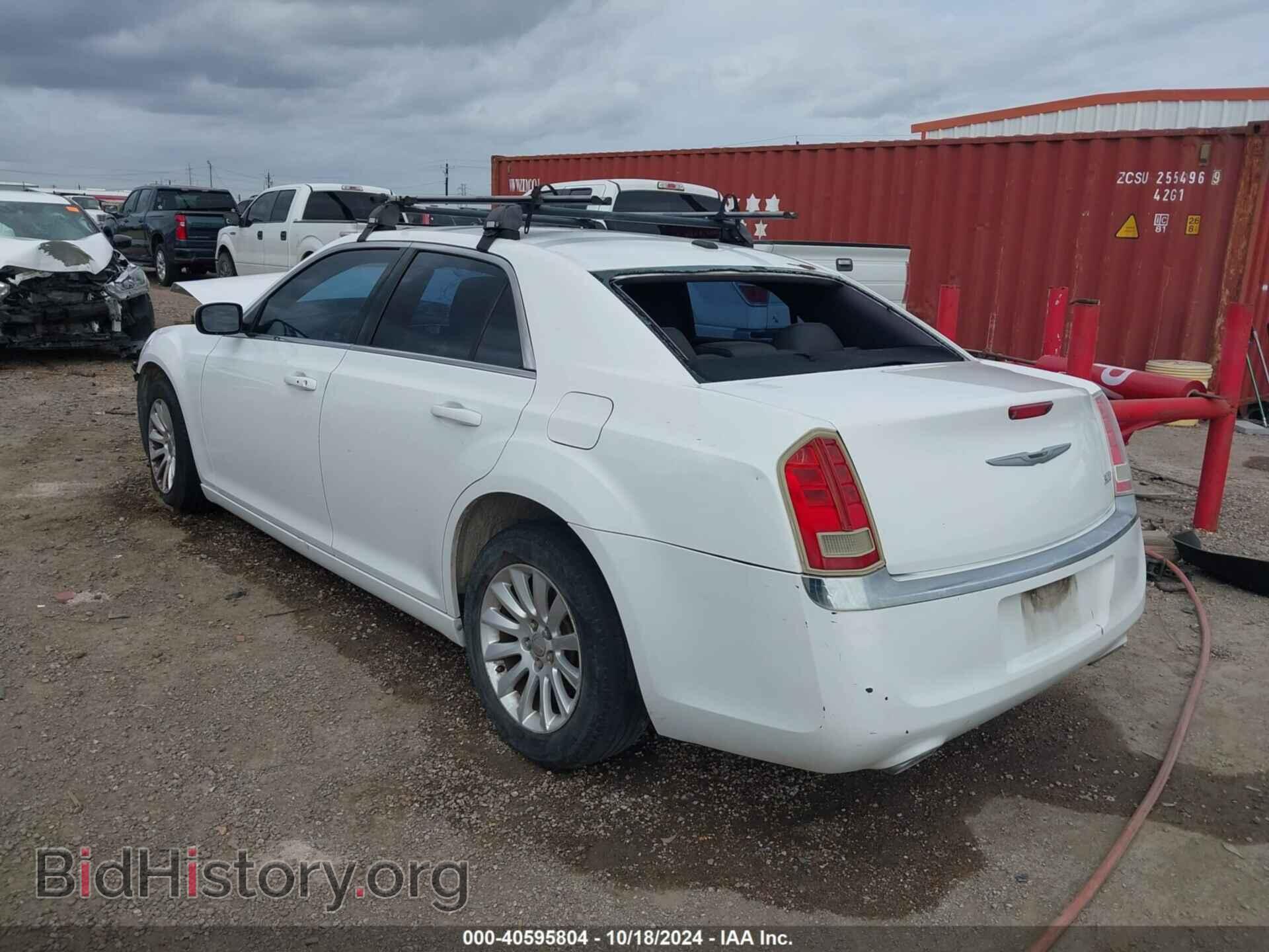 2013 CHRYSLER 300 - VIN: 2C3CCAAG7DH589351 - Фото 3