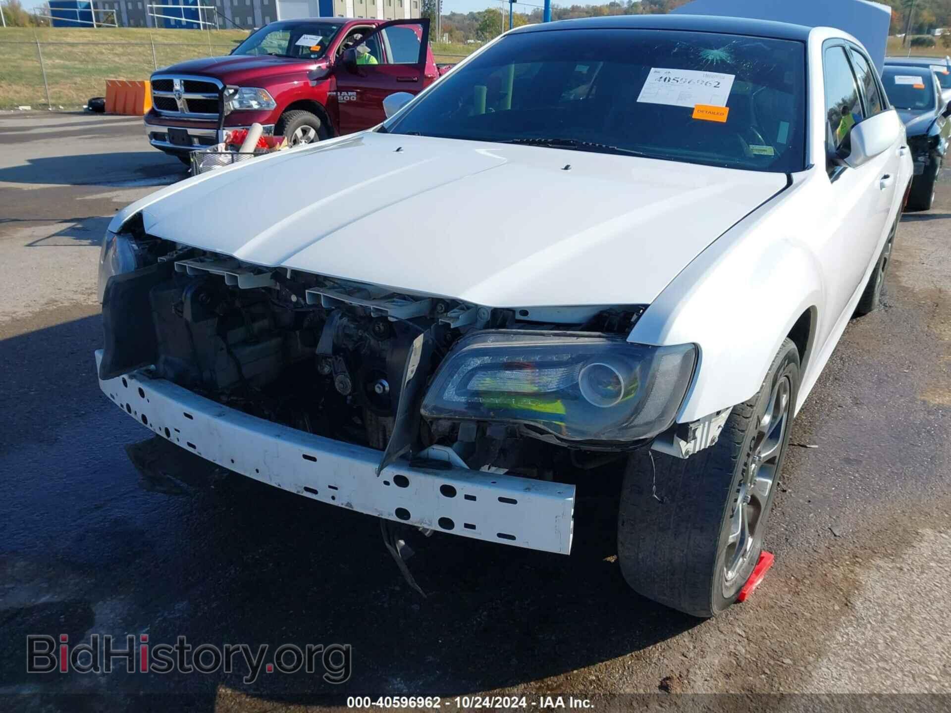 2015 CHRYSLER 300 - VIN: 2C3CCAGG6FH814448 - Фото 6