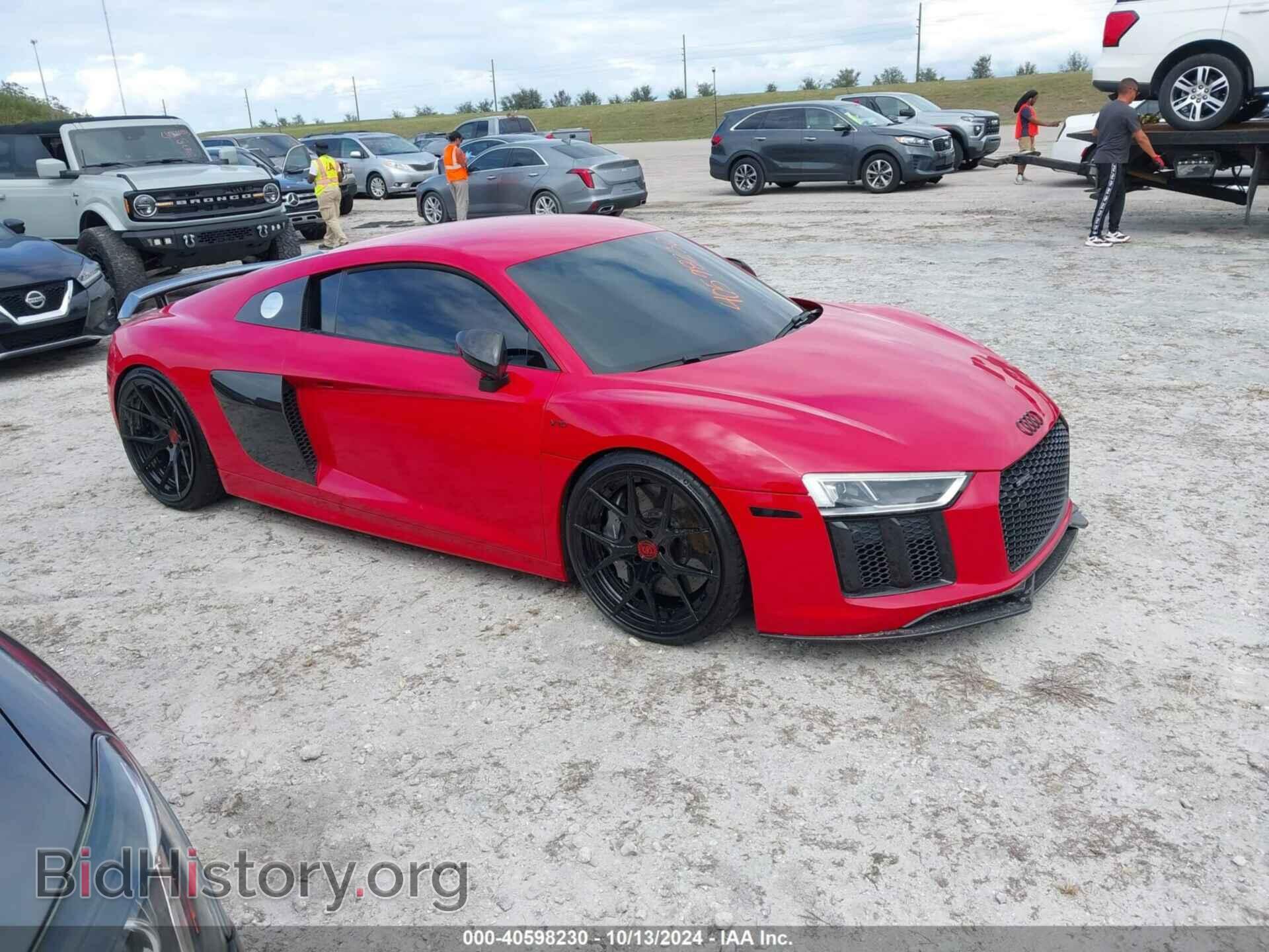 Фотография WUAKBAFX2J7902027 - AUDI R8 2018