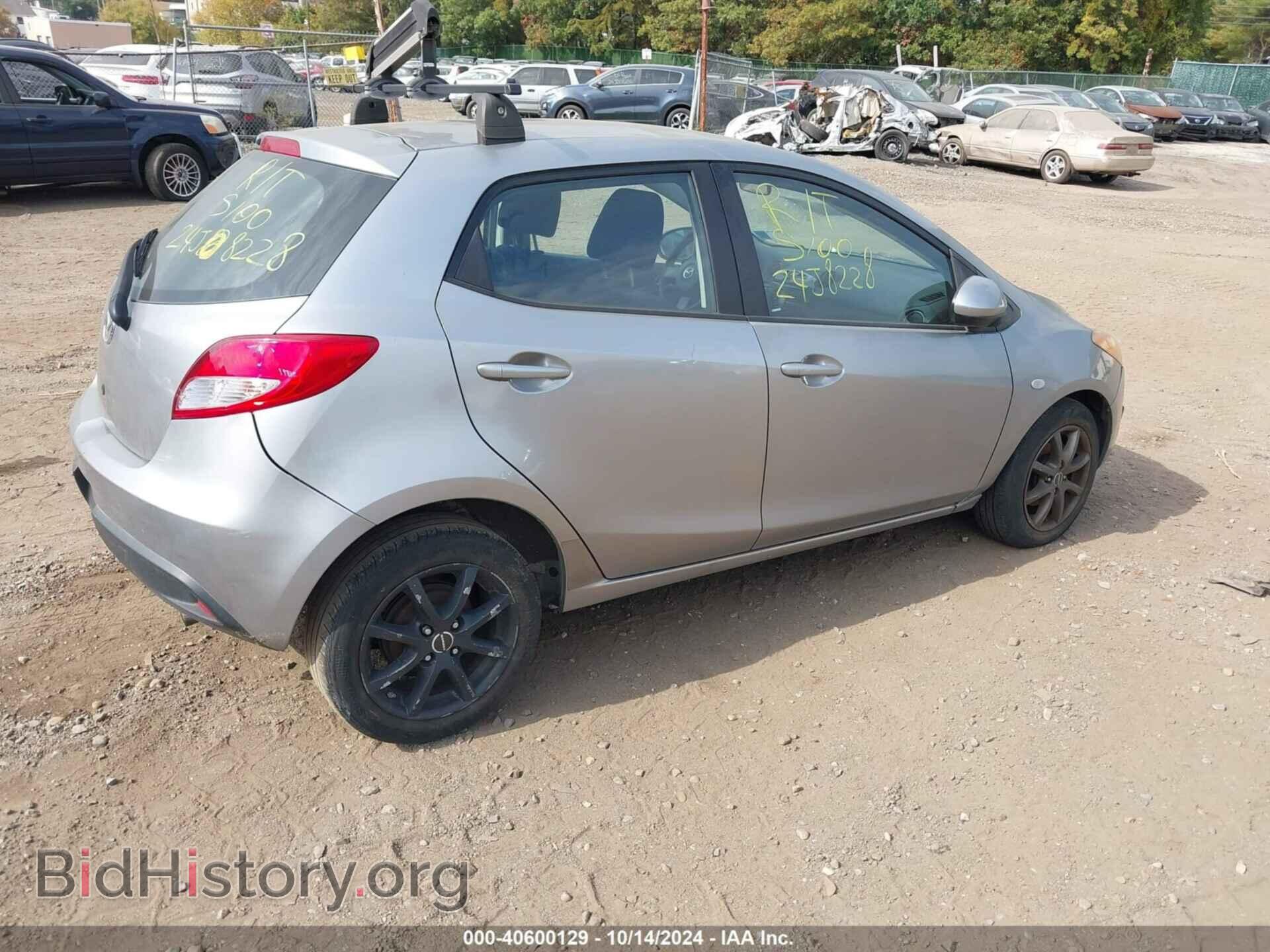 2011 MAZDA MAZDA2 - VIN: JM1DE1HZ2B0104973 - Фото 4