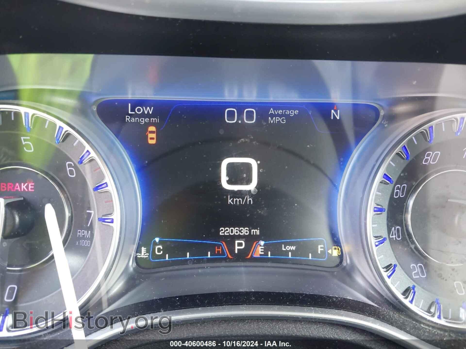 2018 CHRYSLER 300 - VIN: 2C3CCAEG4JH144264 - Фото 7