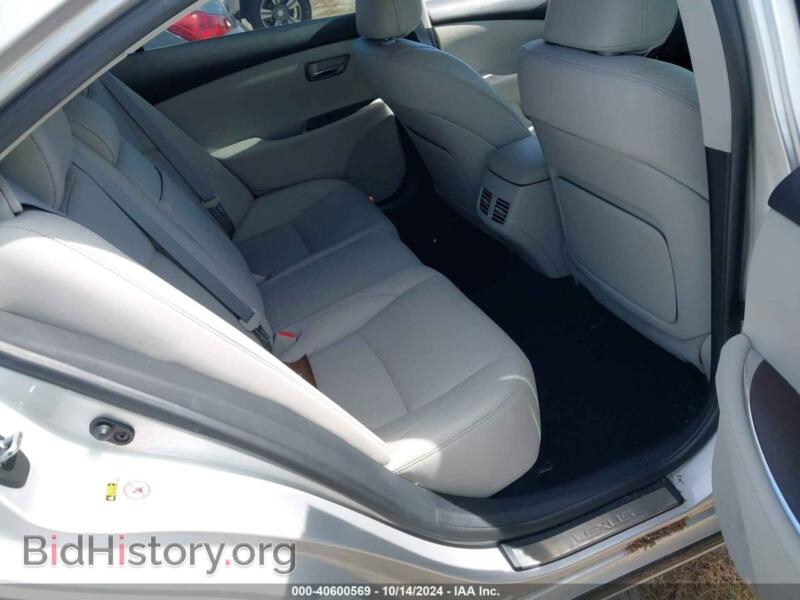 2011 Lexus ES 350 (VIN JTHBK1EG8B2462858) — photo 8 of 16
