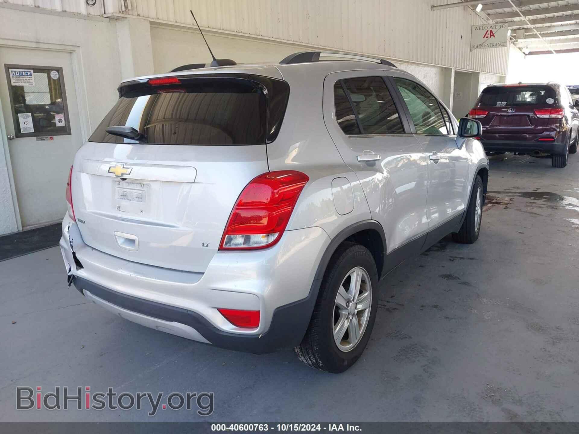 2019 CHEVROLET TRAX - VIN: 3GNCJLSB4KL181837 - Фото 4