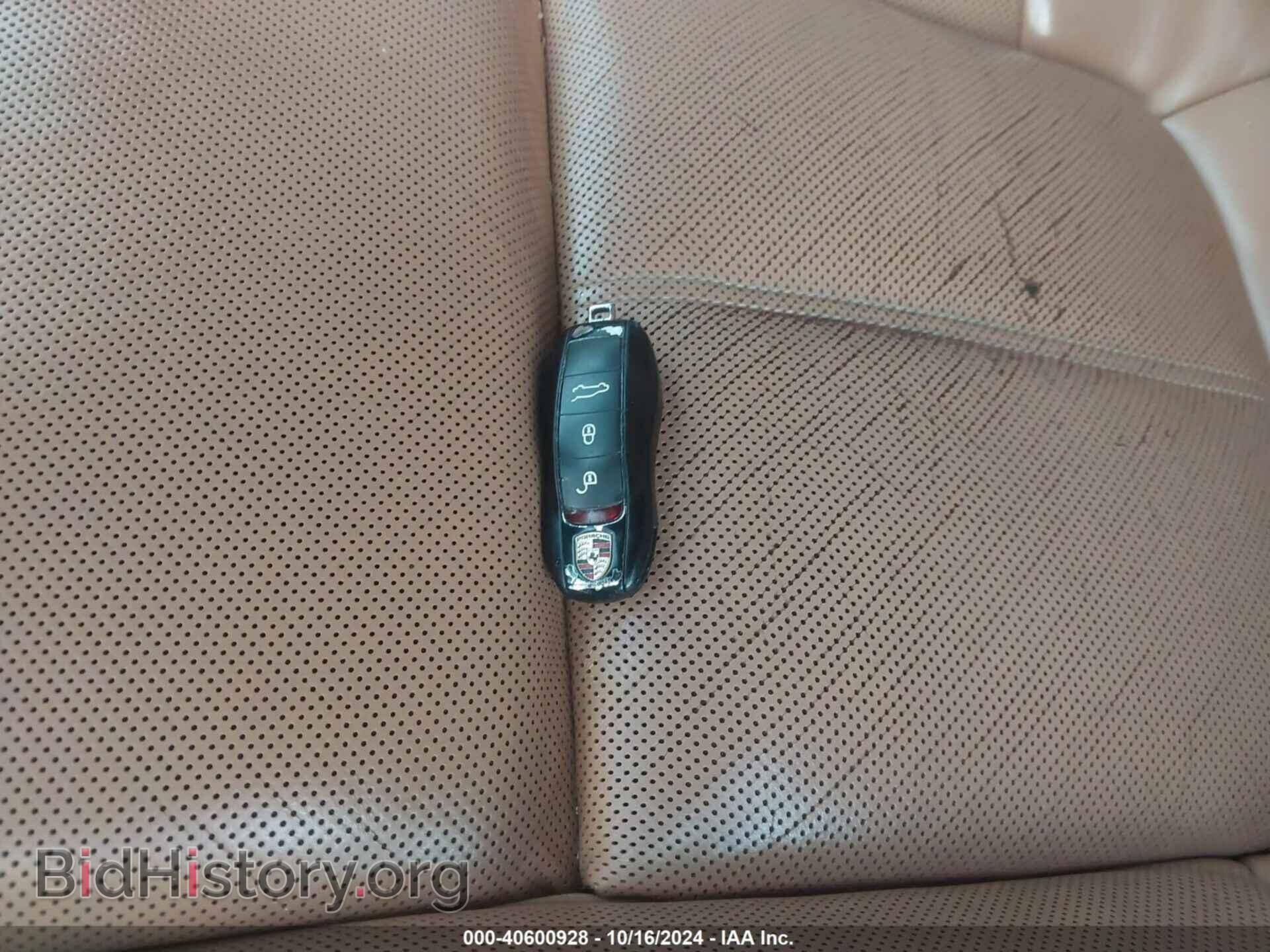 2012 PORSCHE CAYENNE - VIN: WP1AC2A2XCLA84210 - Фото 11