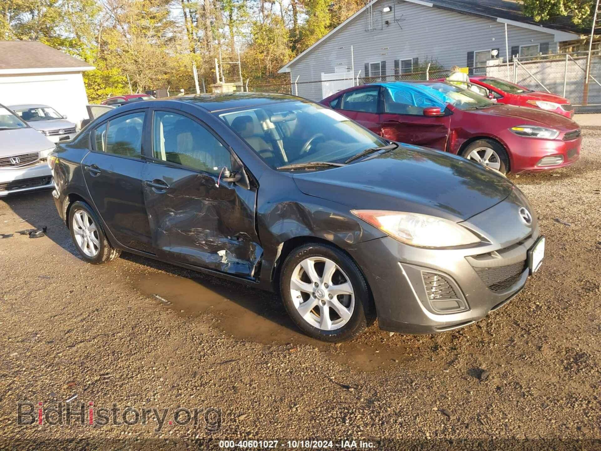 Фотография JM1BL1VG1B1373282 - MAZDA MAZDA3 2011
