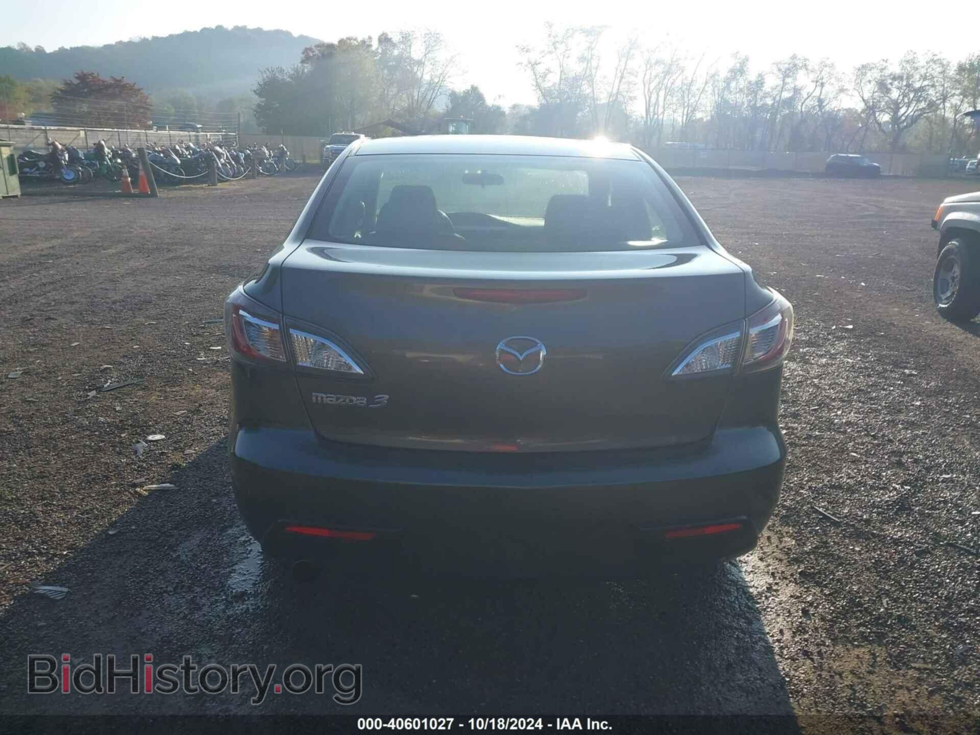 2011 MAZDA MAZDA3 - VIN: JM1BL1VG1B1373282 - Фото 17