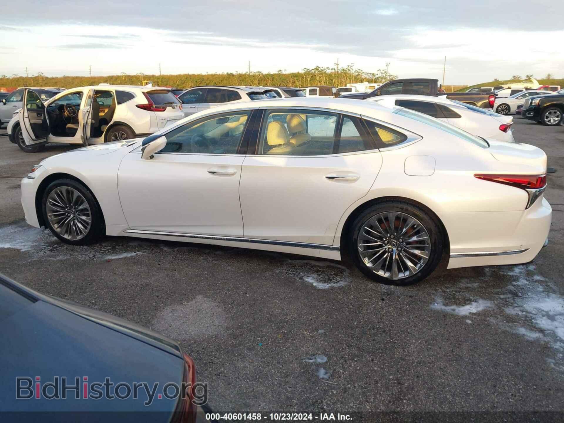 2020 LEXUS LS 500 - VIN: JTHD51FF2L5011771 - Photo 14