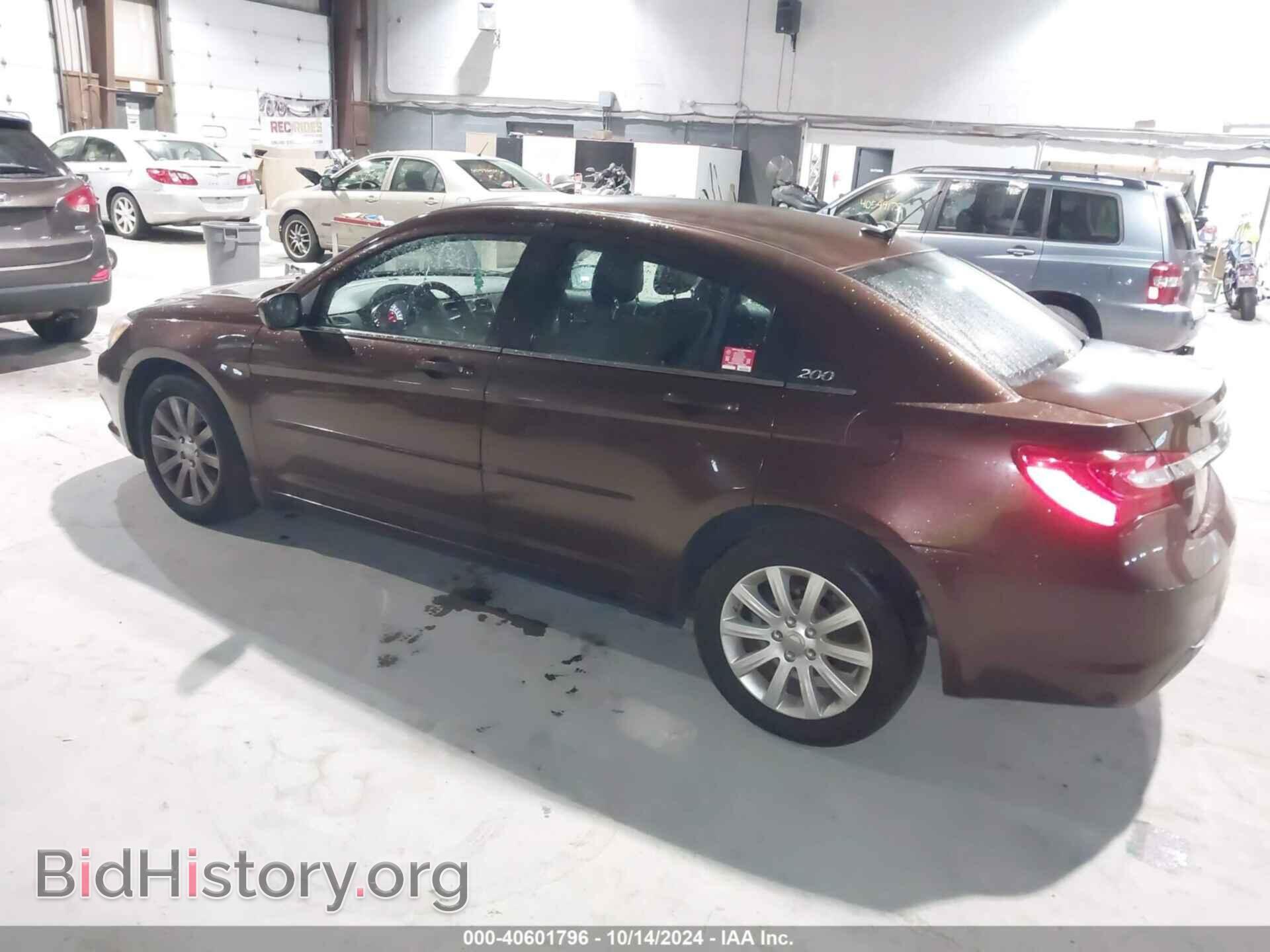 2013 CHRYSLER 200 - VIN: 1C3CCBBG2DN703588 - Фото 3