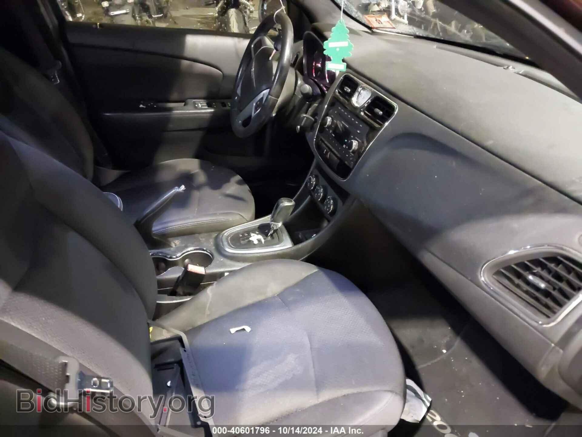 2013 CHRYSLER 200 - VIN: 1C3CCBBG2DN703588 - Фото 5