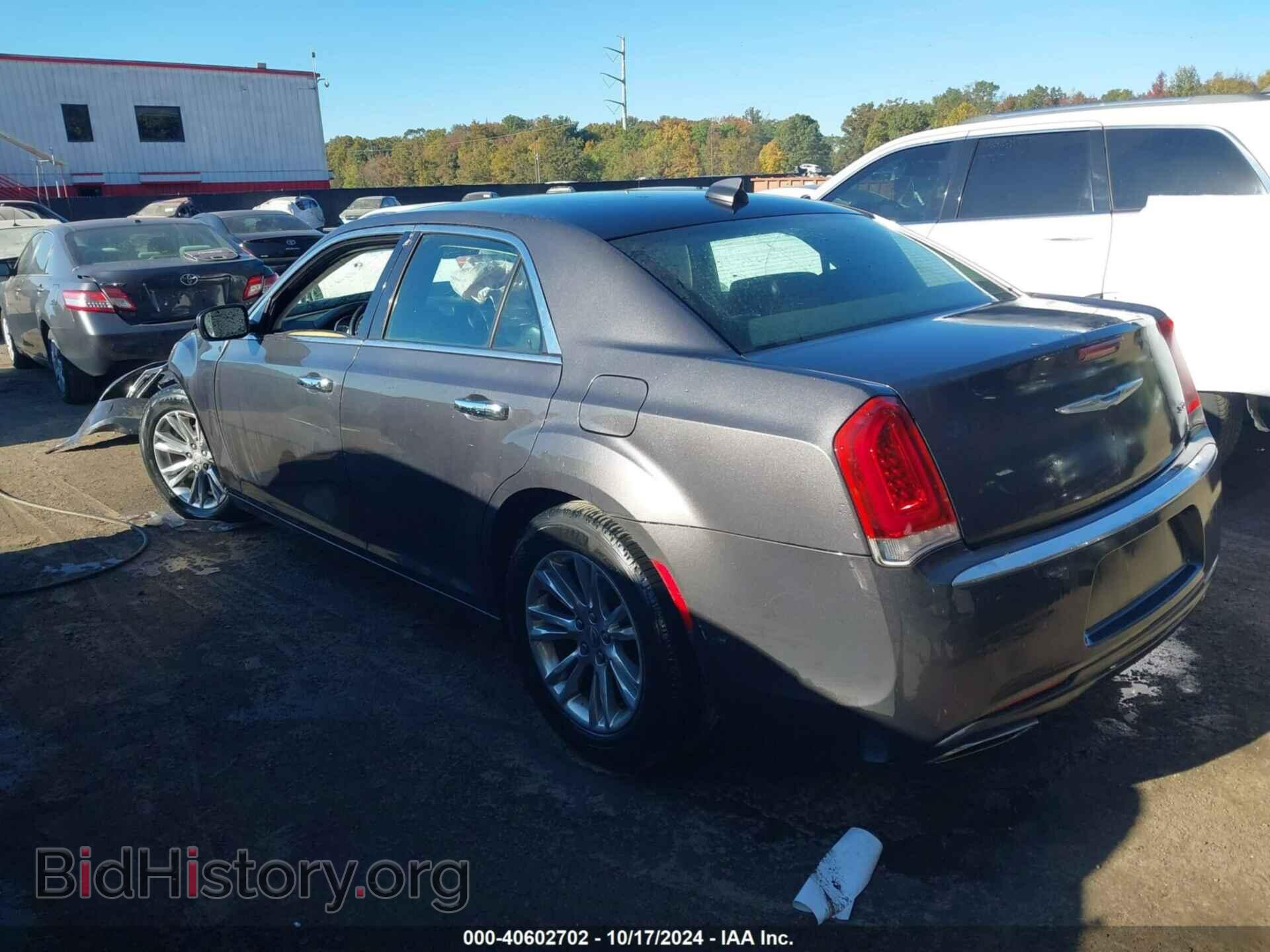2017 CHRYSLER 300 - VIN: 2C3CCAAG5HH521622 - Фото 3